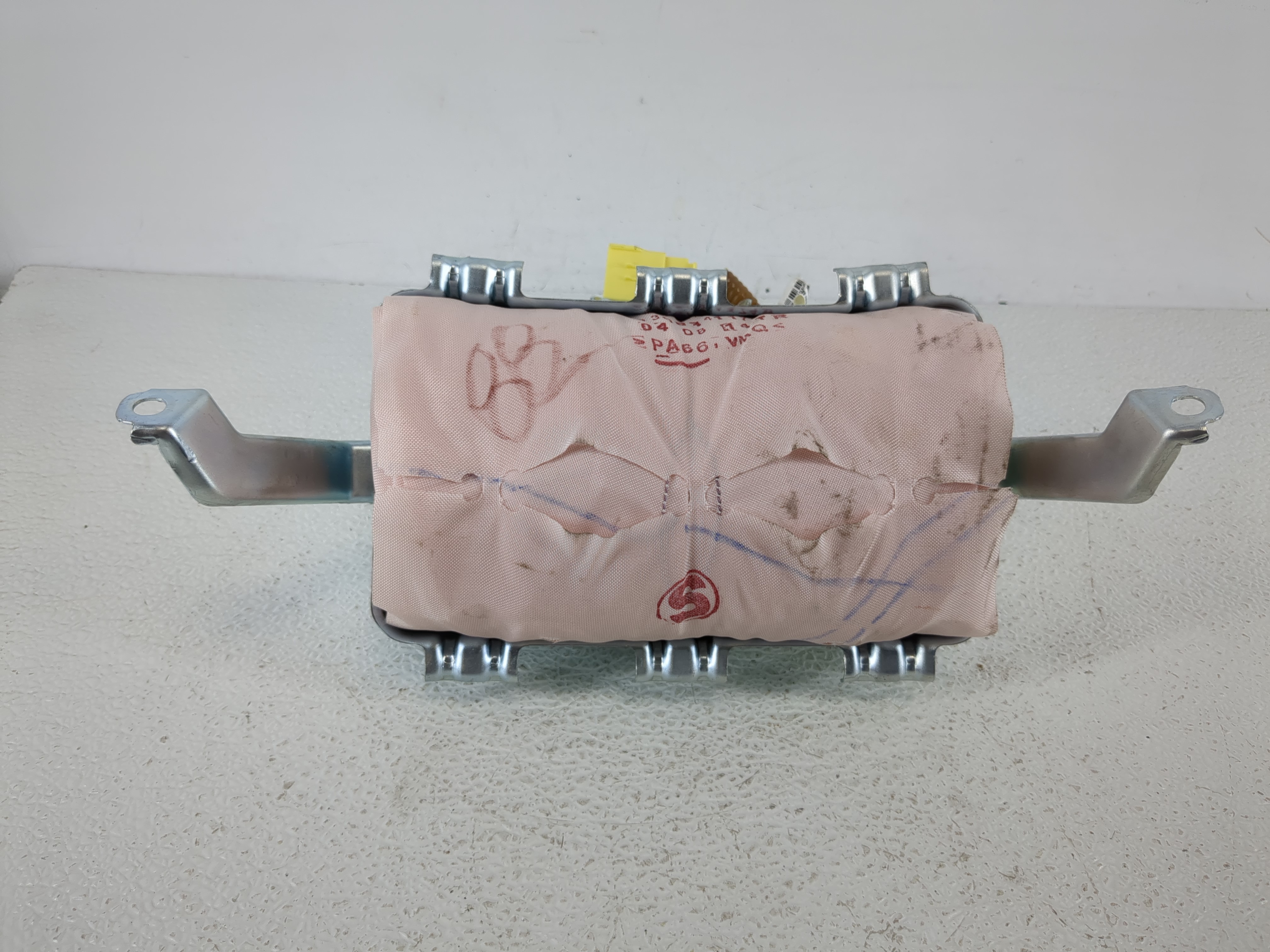 2014-2019 Toyota Corolla Air Bag Passenger Right Dashboard Oem 1137652 - Oemusedautoparts1.com