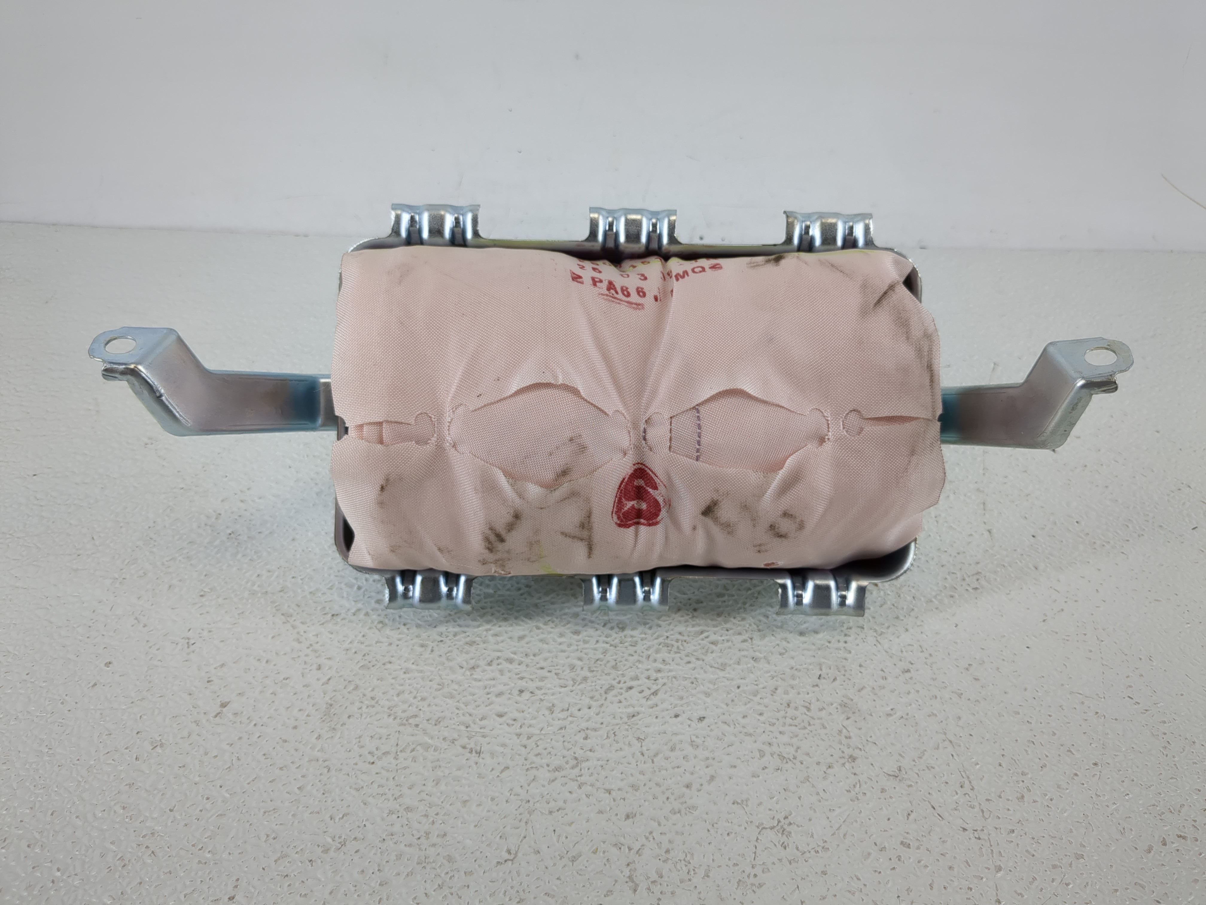 2014-2019 Toyota Corolla Air Bag Passenger Right Dashboard Oem 1137653 - Oemusedautoparts1.com