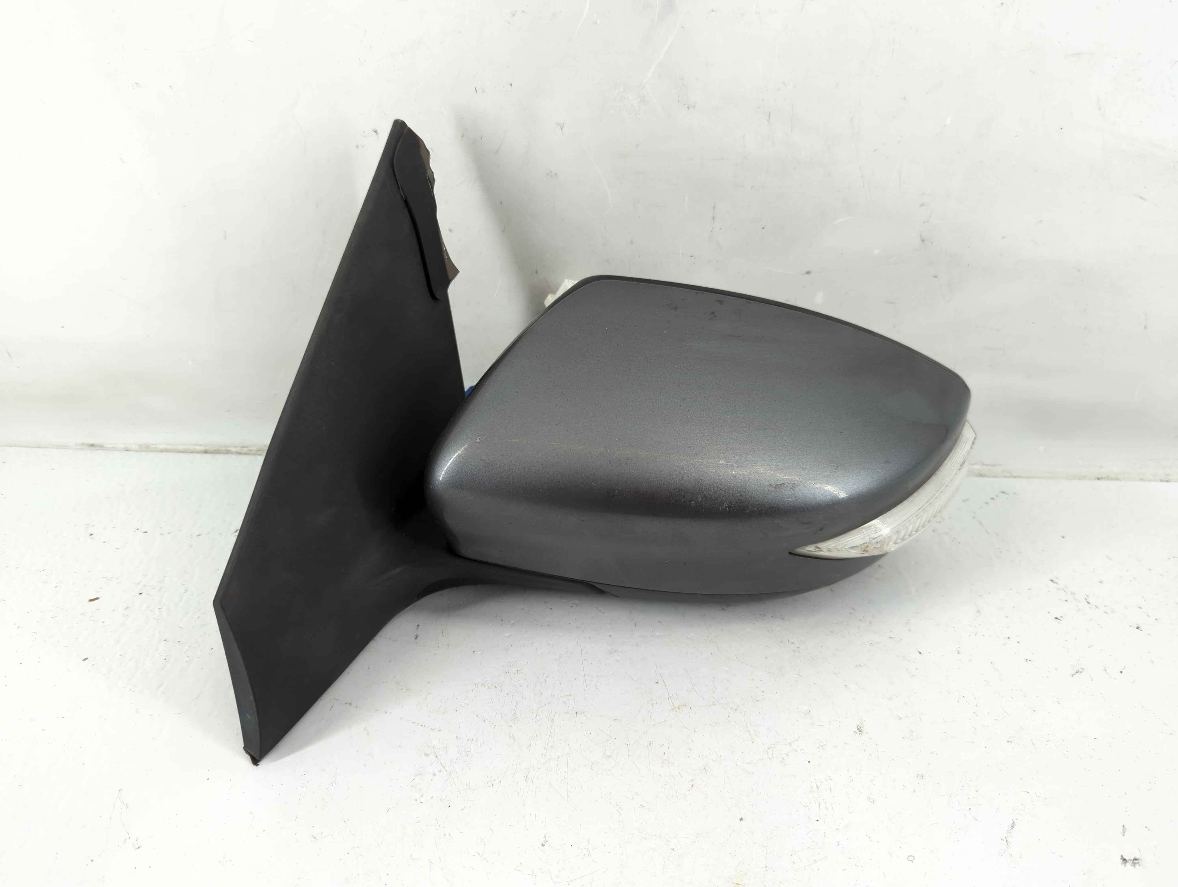 Picture of 2016-2019 Nissan Sentra Passenger Right Side View Power Door Mirror Grey 1137663