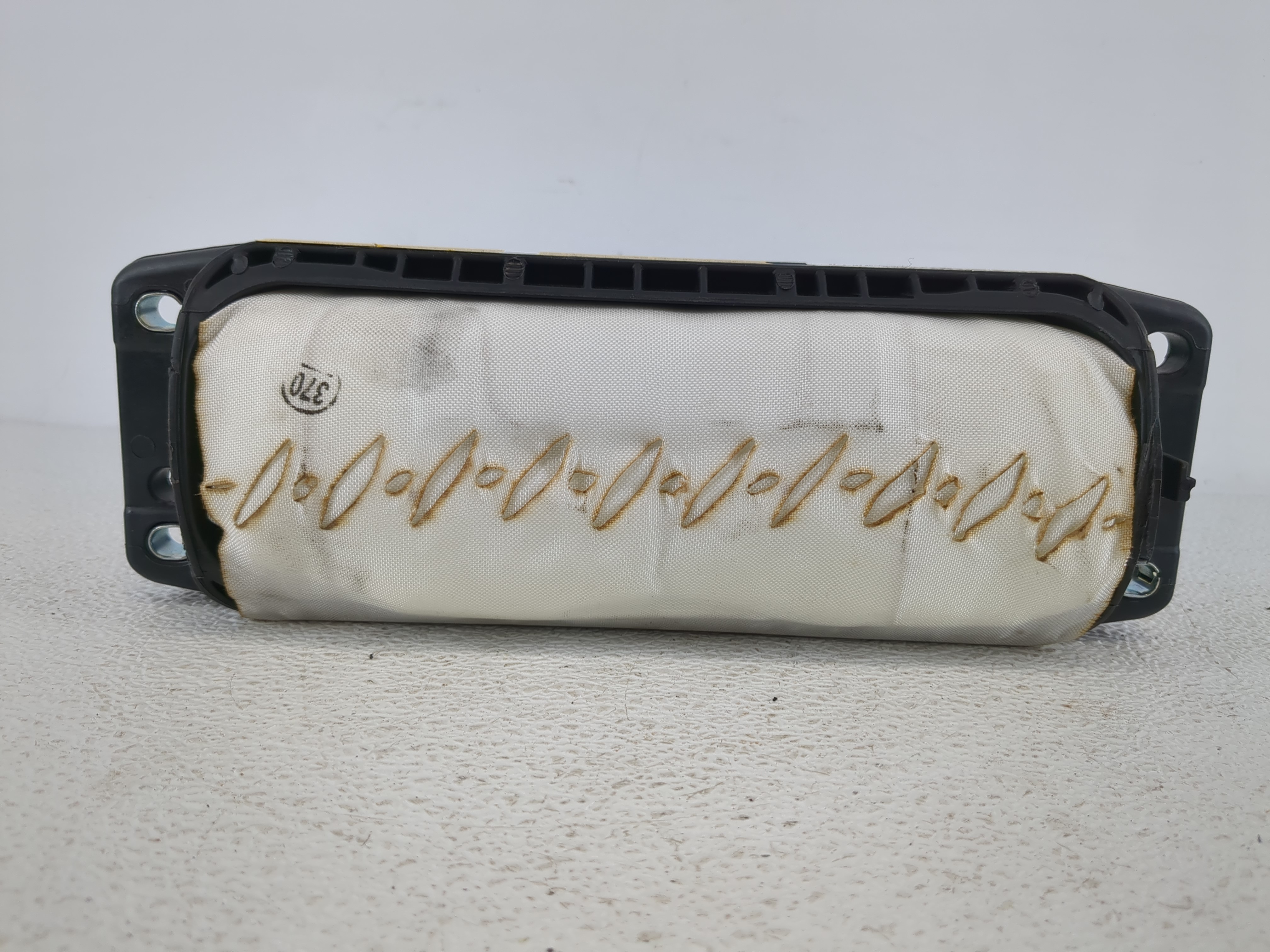 2012-2019 Volkswagen Passat Air Bag Passenger Right Dashboard Oem 1137668 - Oemusedautoparts1.com