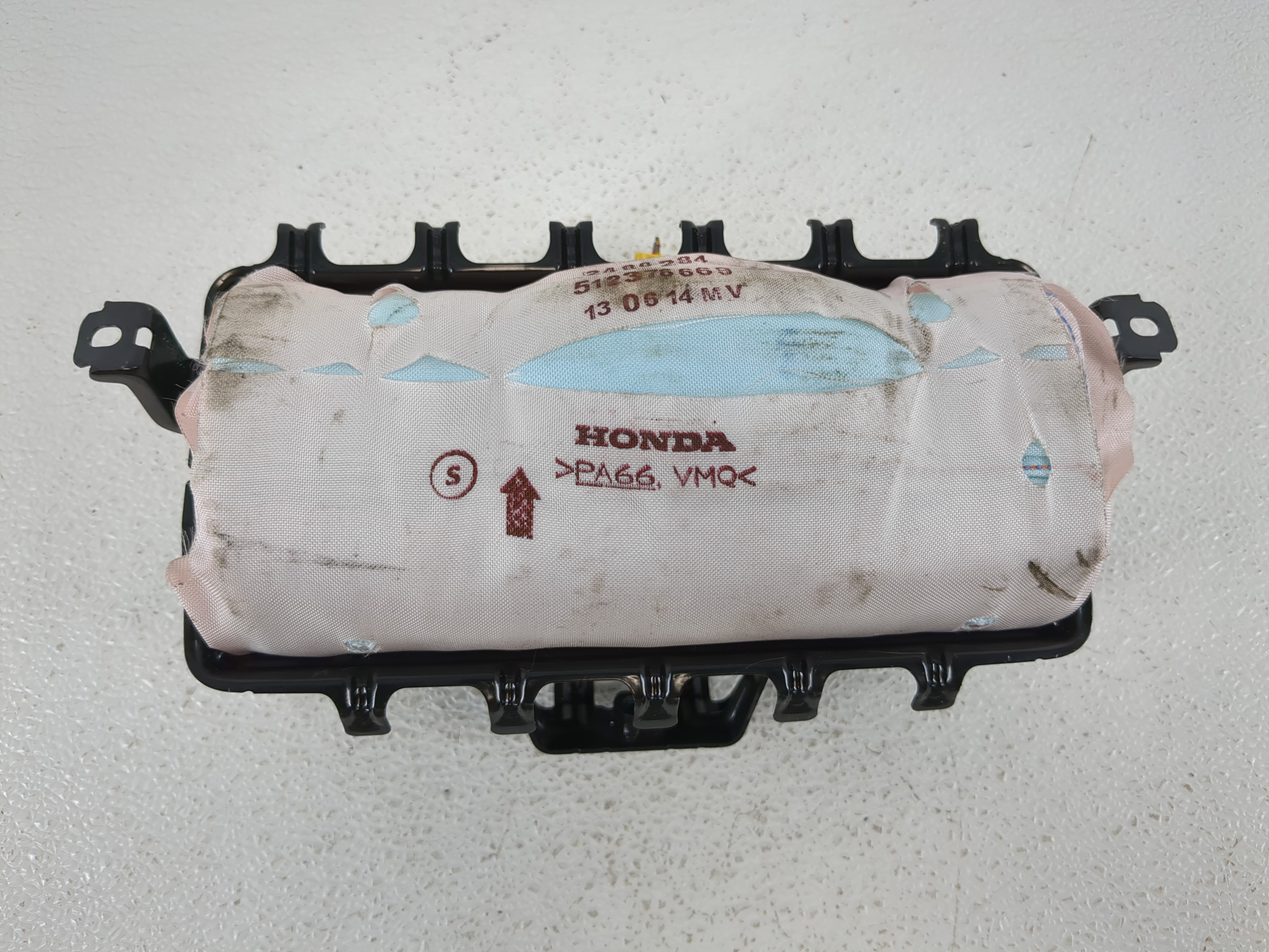 2015-2020 Honda Fit Air Bag Passenger Right Dashboard Oem 1137679 - Oemusedautoparts1.com