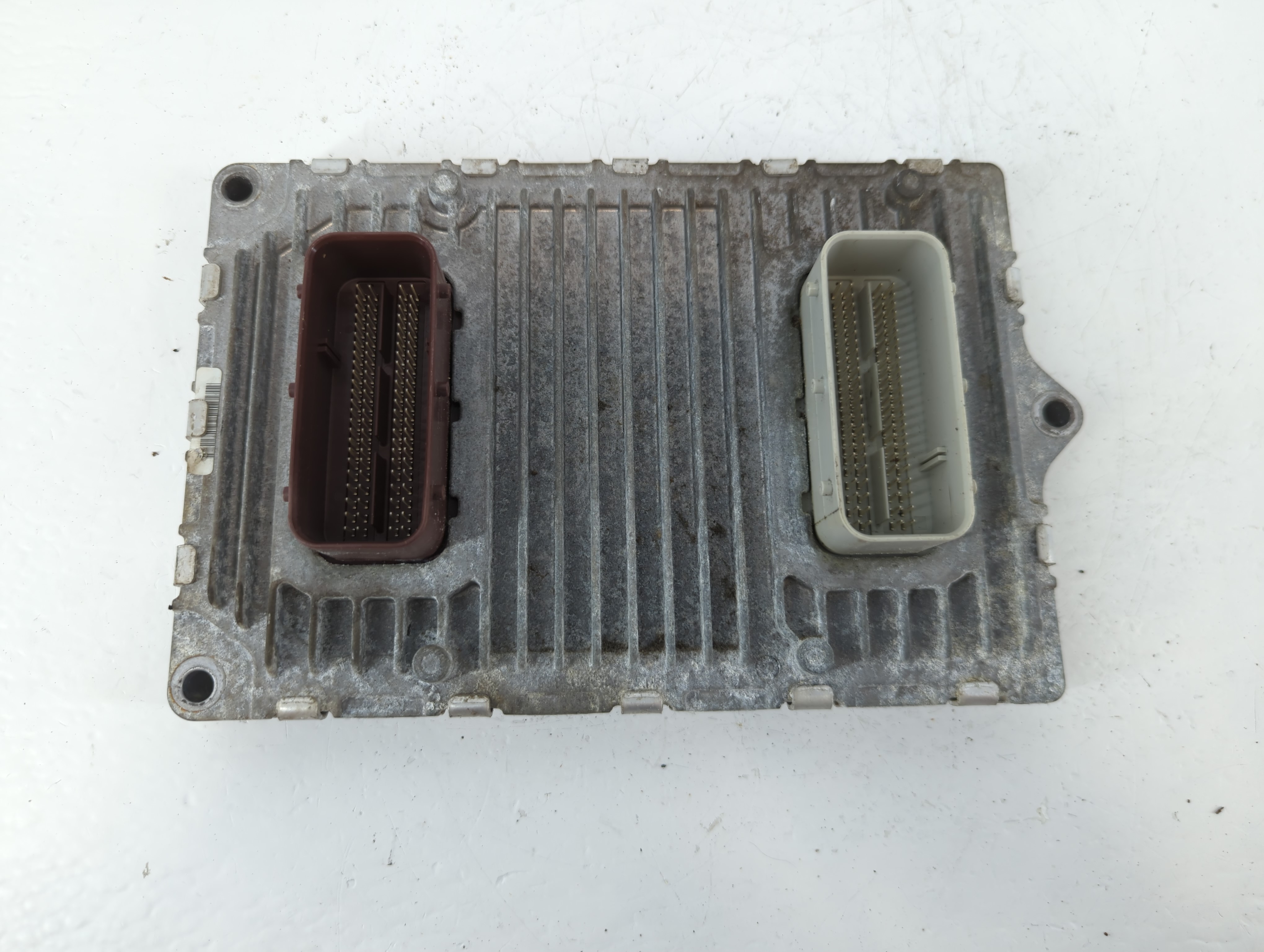 Picture of 2016-2019 Dodge Journey Engine Control Computer Ecu Pcm Ecm Pcu Oem 1137687