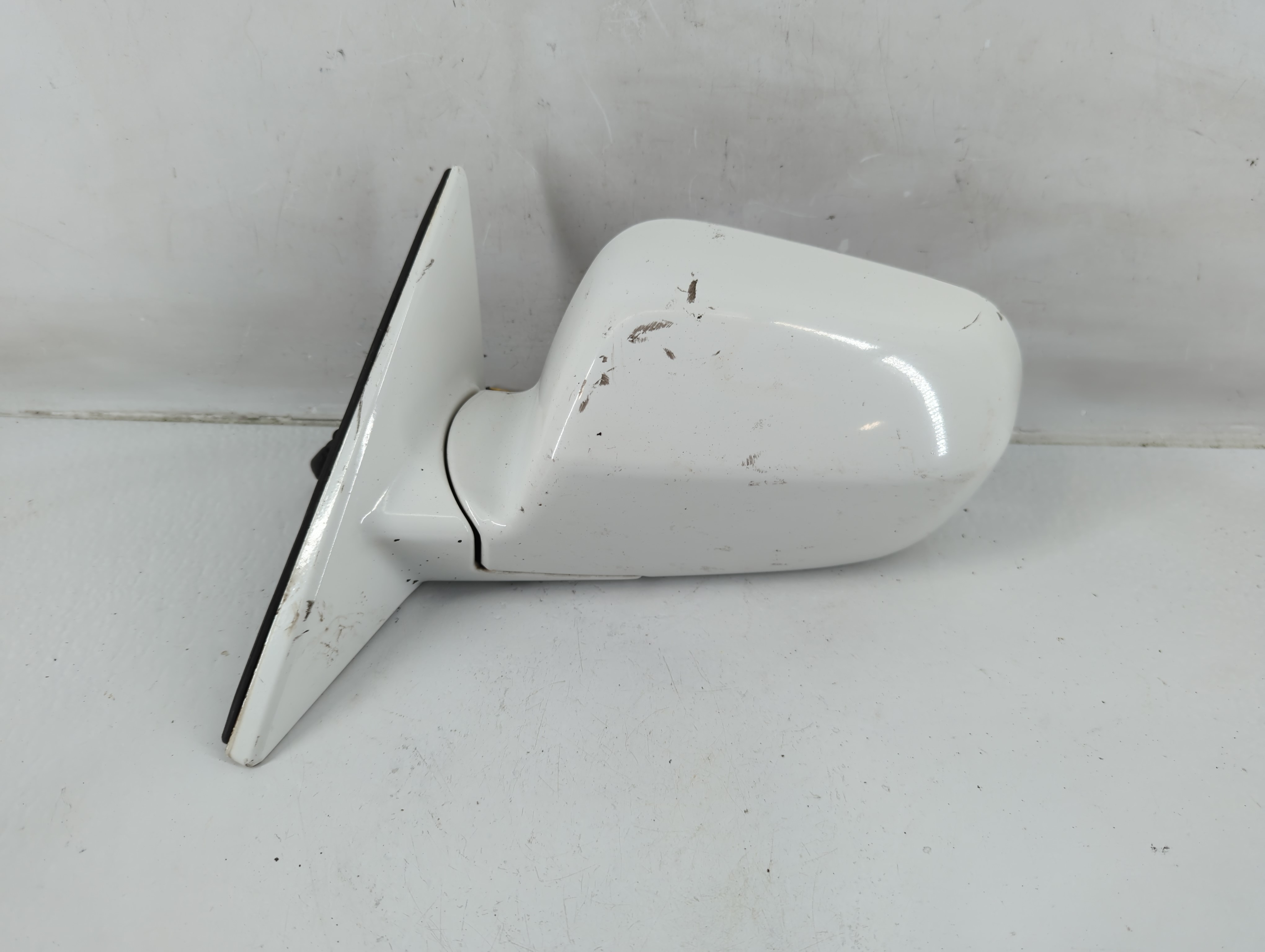 Picture of 1999-2002 Honda Accord Driver Left Side View Power Door Mirror White 1137709