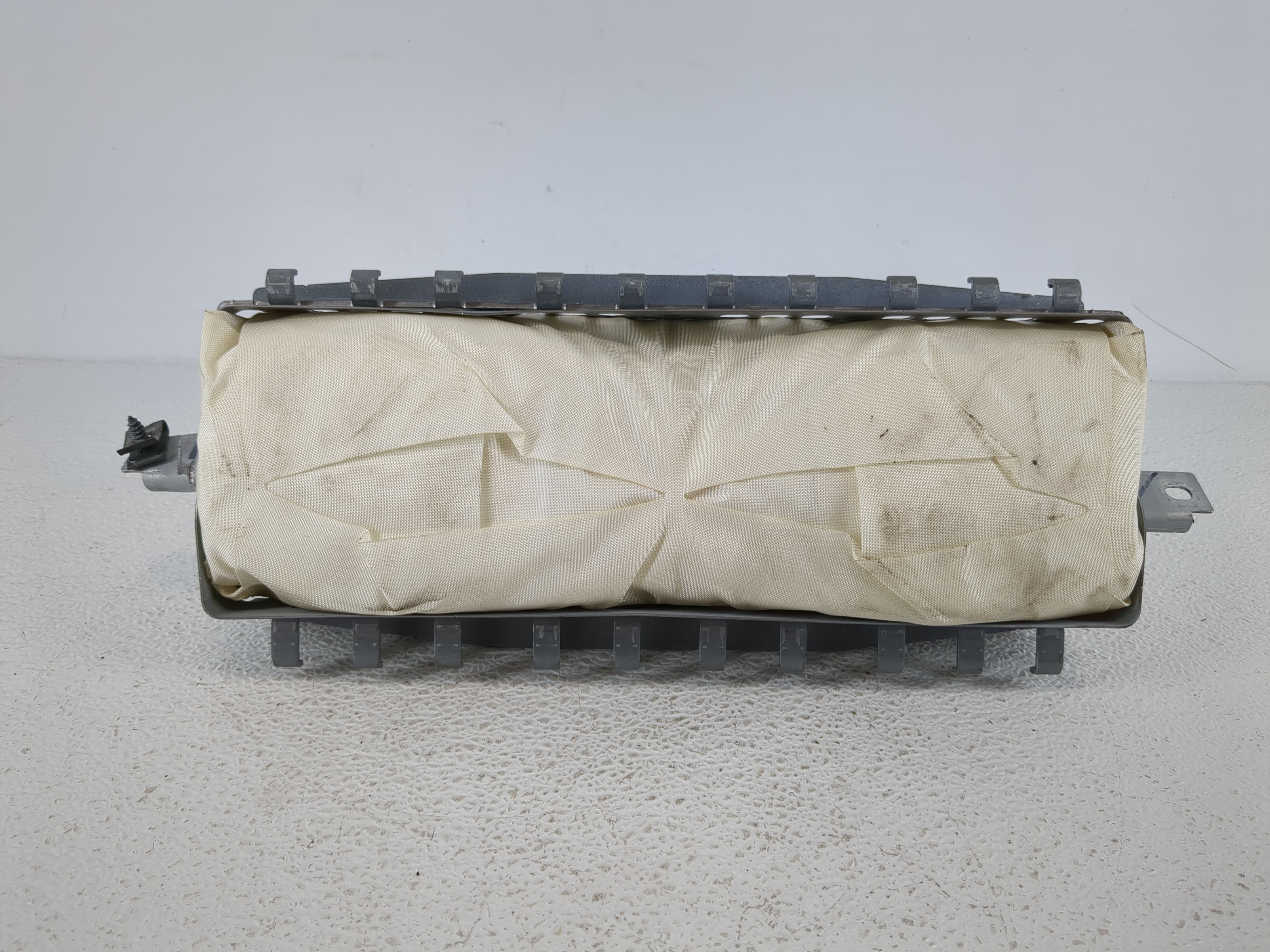 Picture of 2007-2012 Nissan Altima Air Bag Passenger Right Dashboard Oem 1137718
