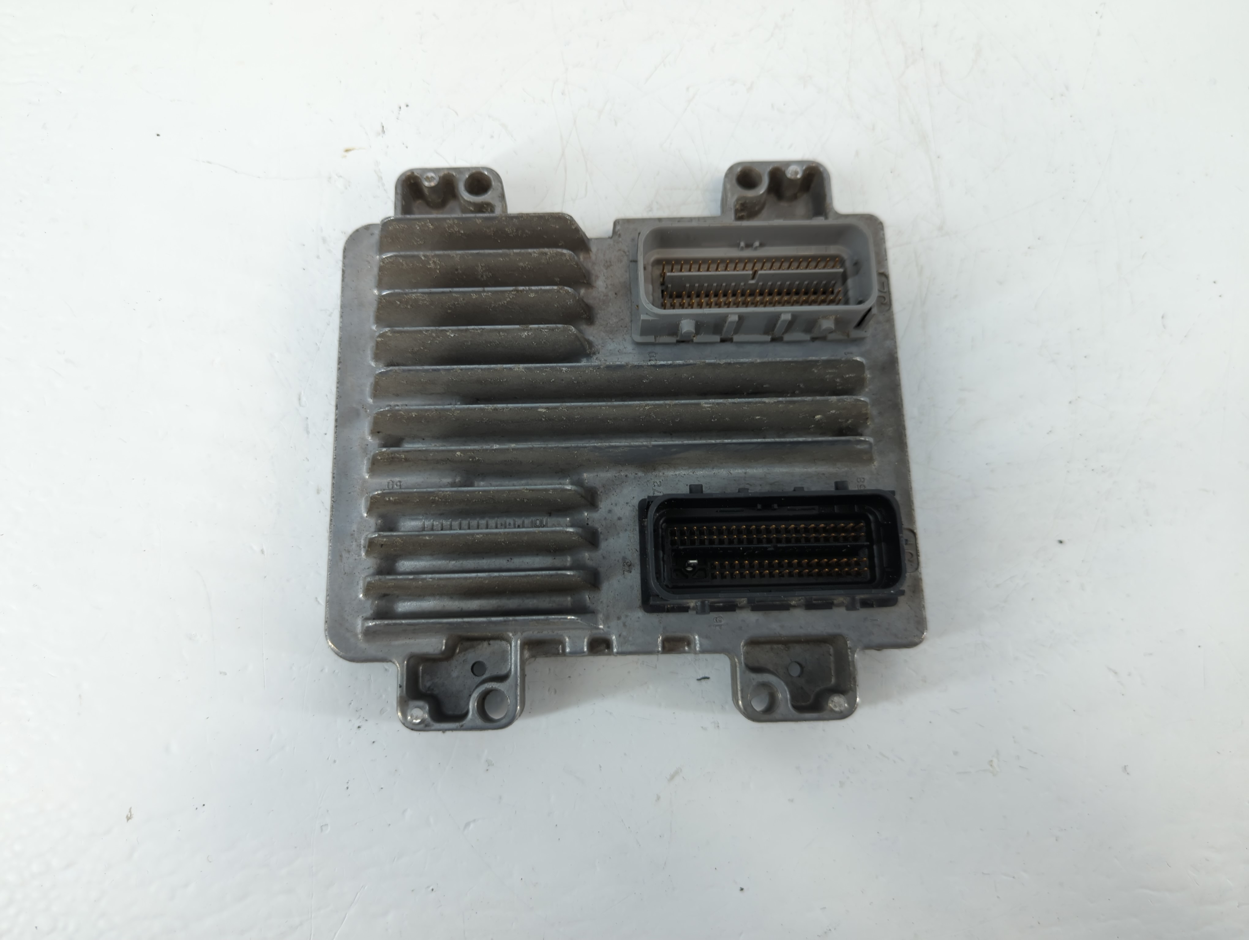 Picture of 2010 Chevrolet Silverado 1500 Engine Control Computer Ecu Pcm Ecm Pcu Oem 1137737