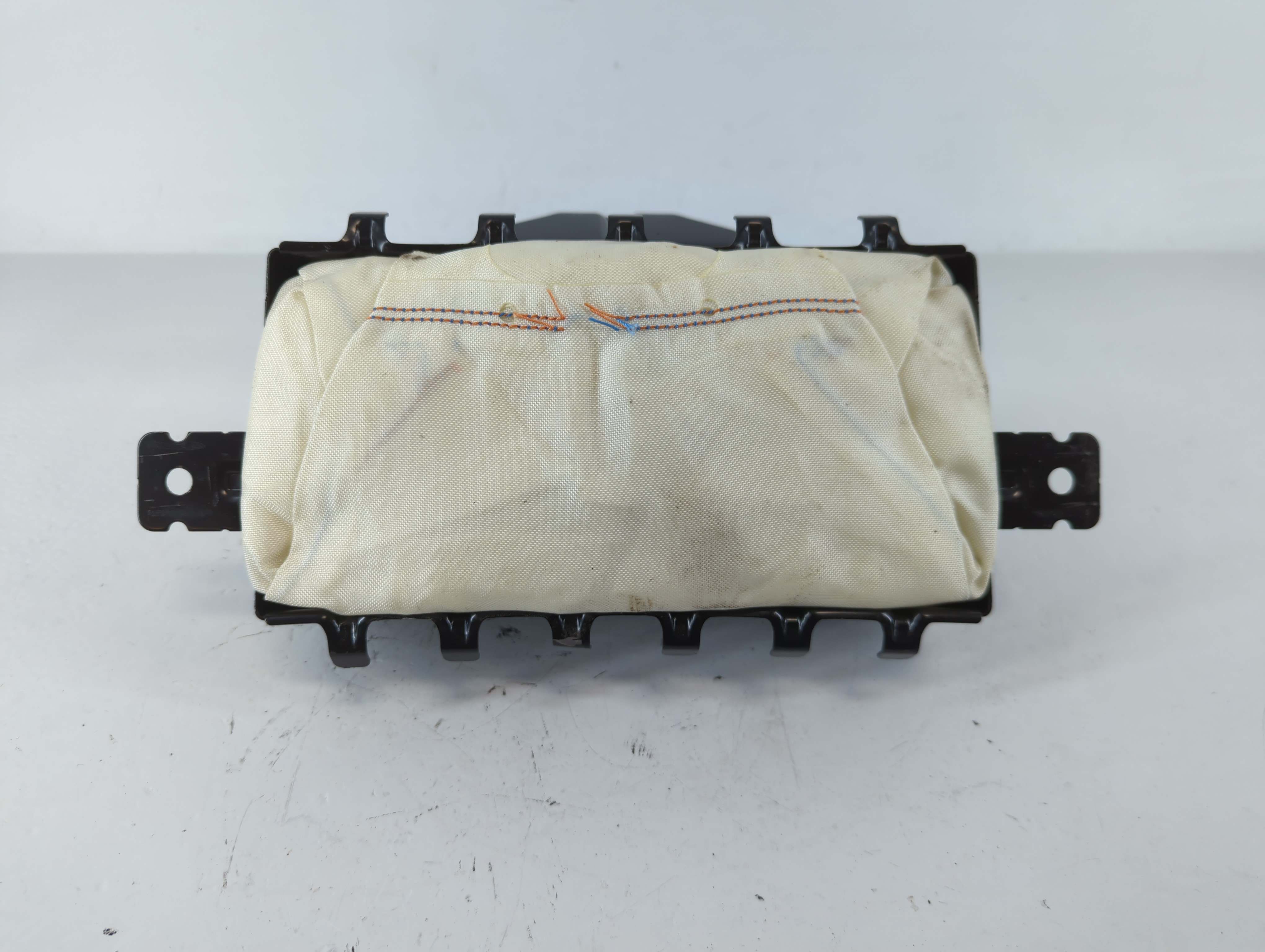 2012-2017 Kia Rio Air Bag Passenger Right Dashboard Oem 1137753 - Oemusedautoparts1.com