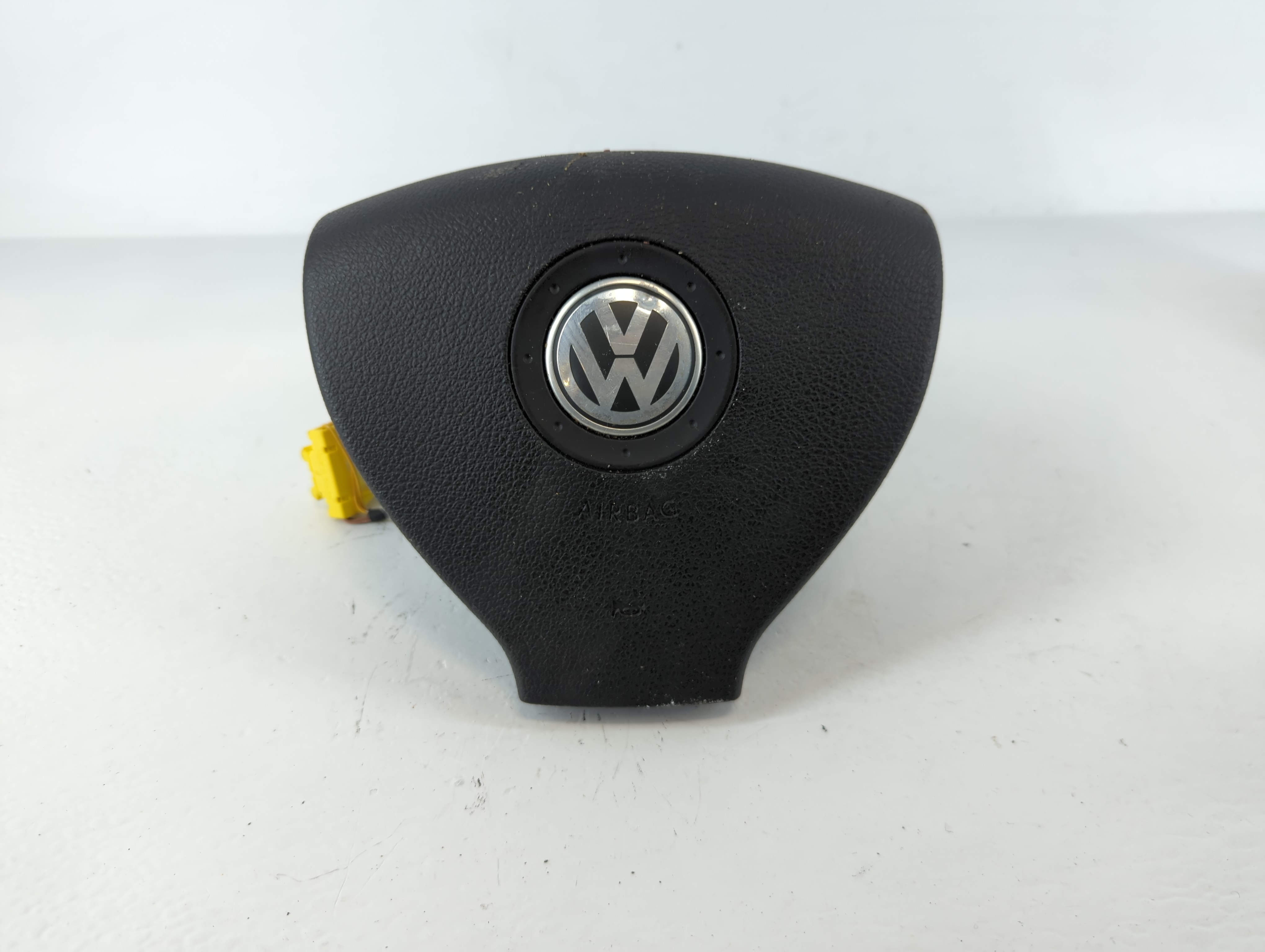 Picture of 2009-2010 Volkswagen Tiguan Air Bag Driver Left Steering Wheel Mounted 1137755