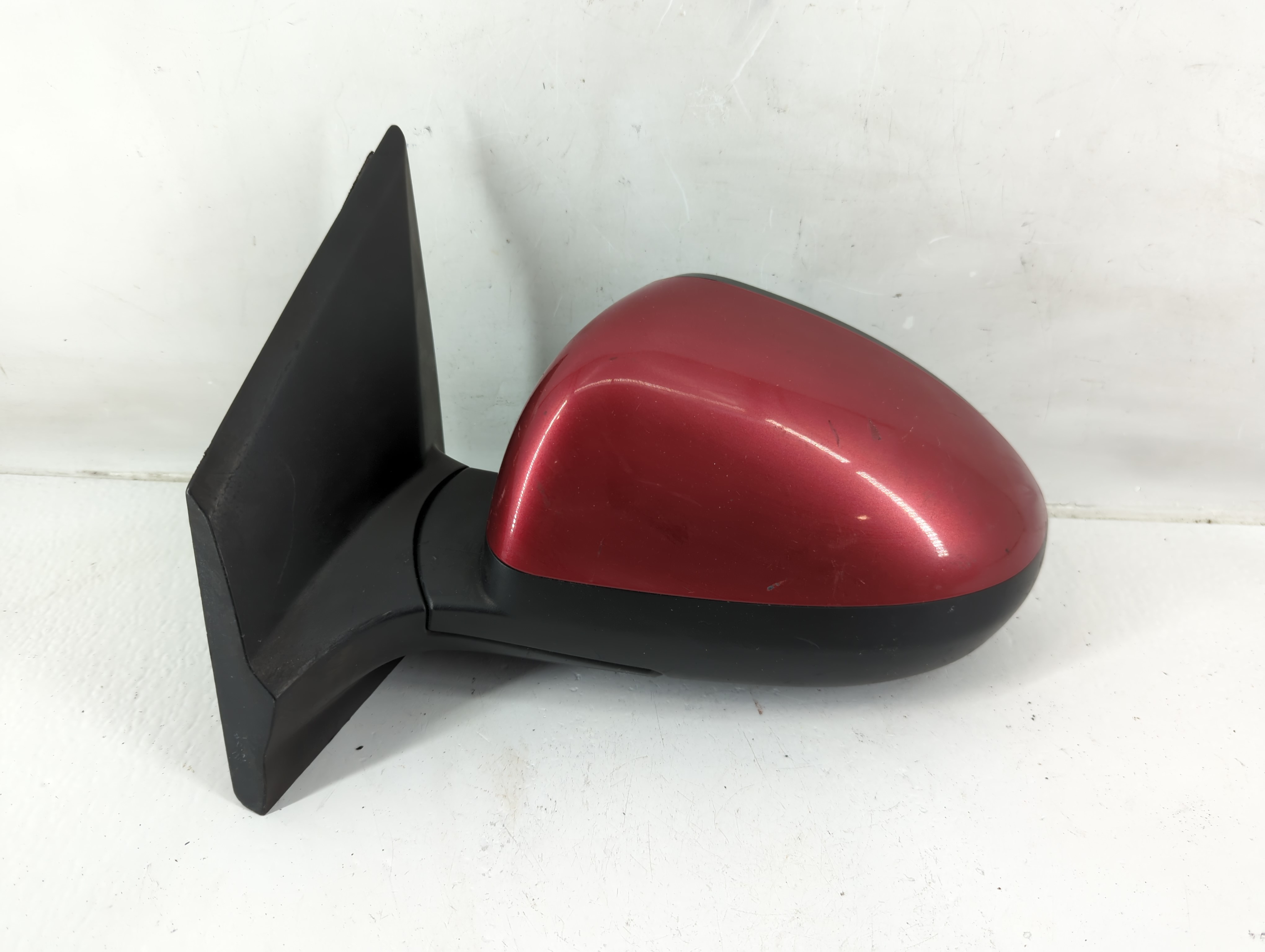 Picture of 2013-2014 Chevrolet Sonic Driver Left Side View Power Door Mirror Red 1137777