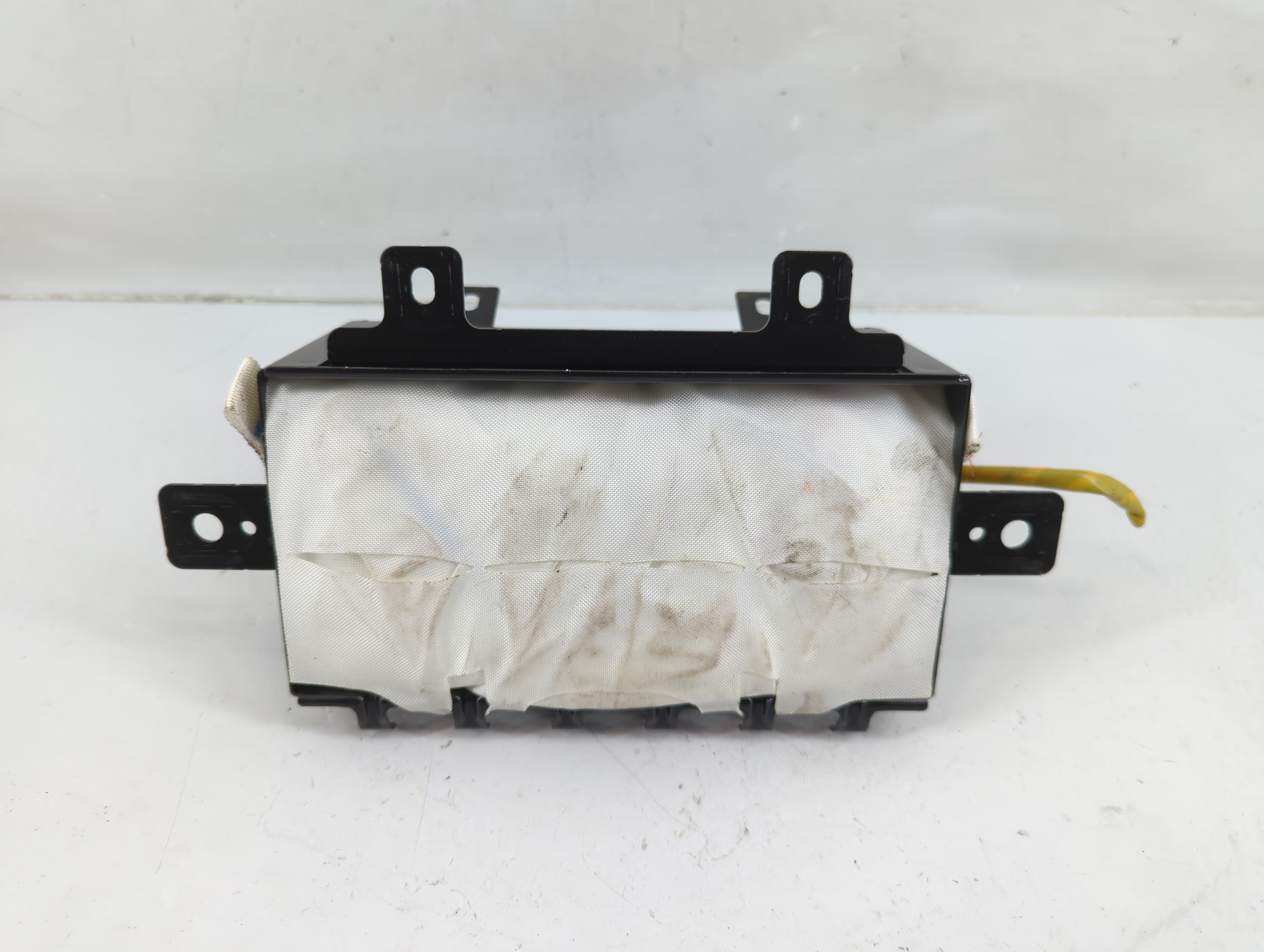 Picture of 2011-2011 Hyundai Tucson Air Bag Passenger Right Dashboard Oem 1137838