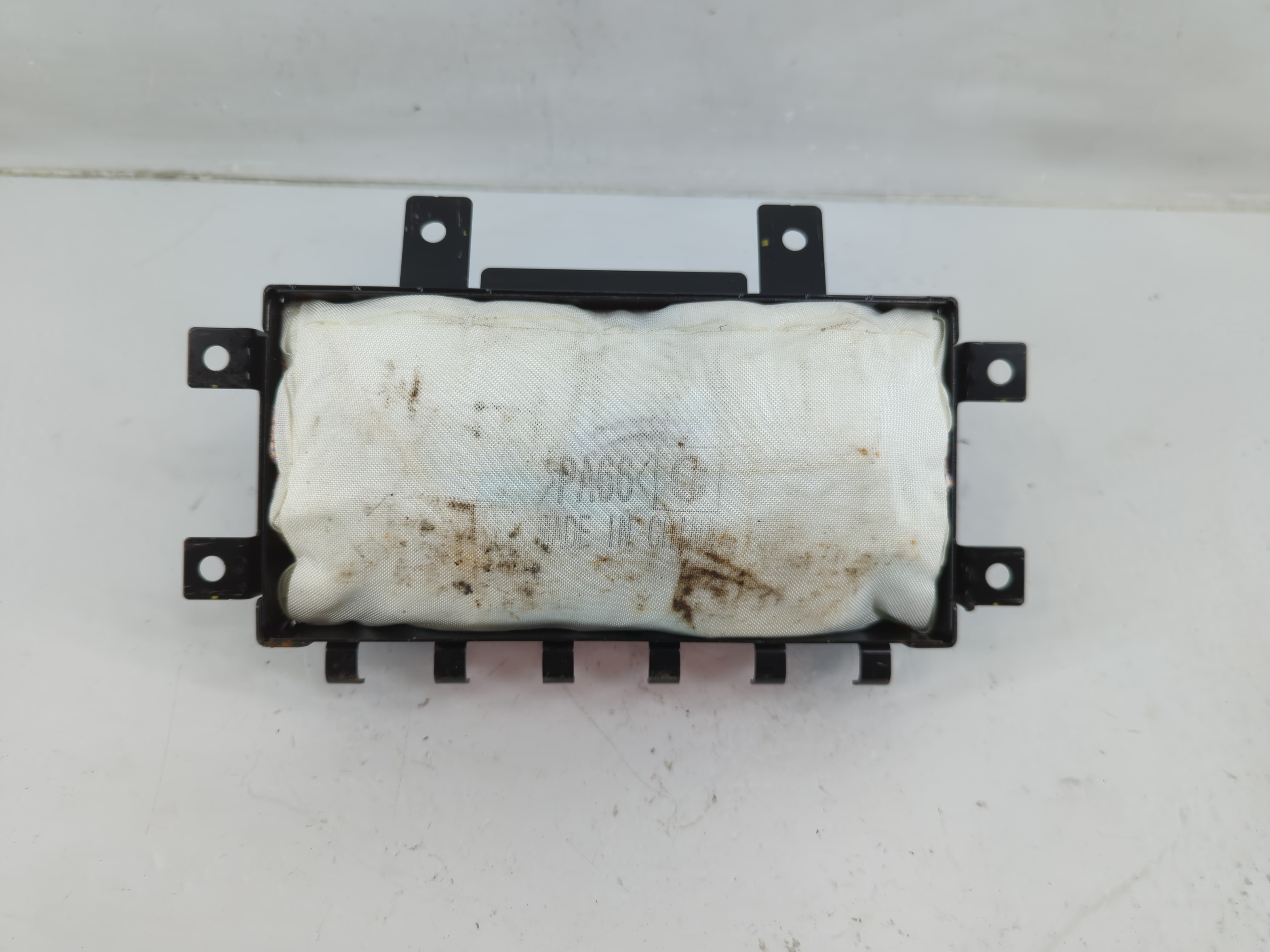 2010-2013 Kia Forte Air Bag Passenger Right Dashboard Oem 1137840 - Oemusedautoparts1.com