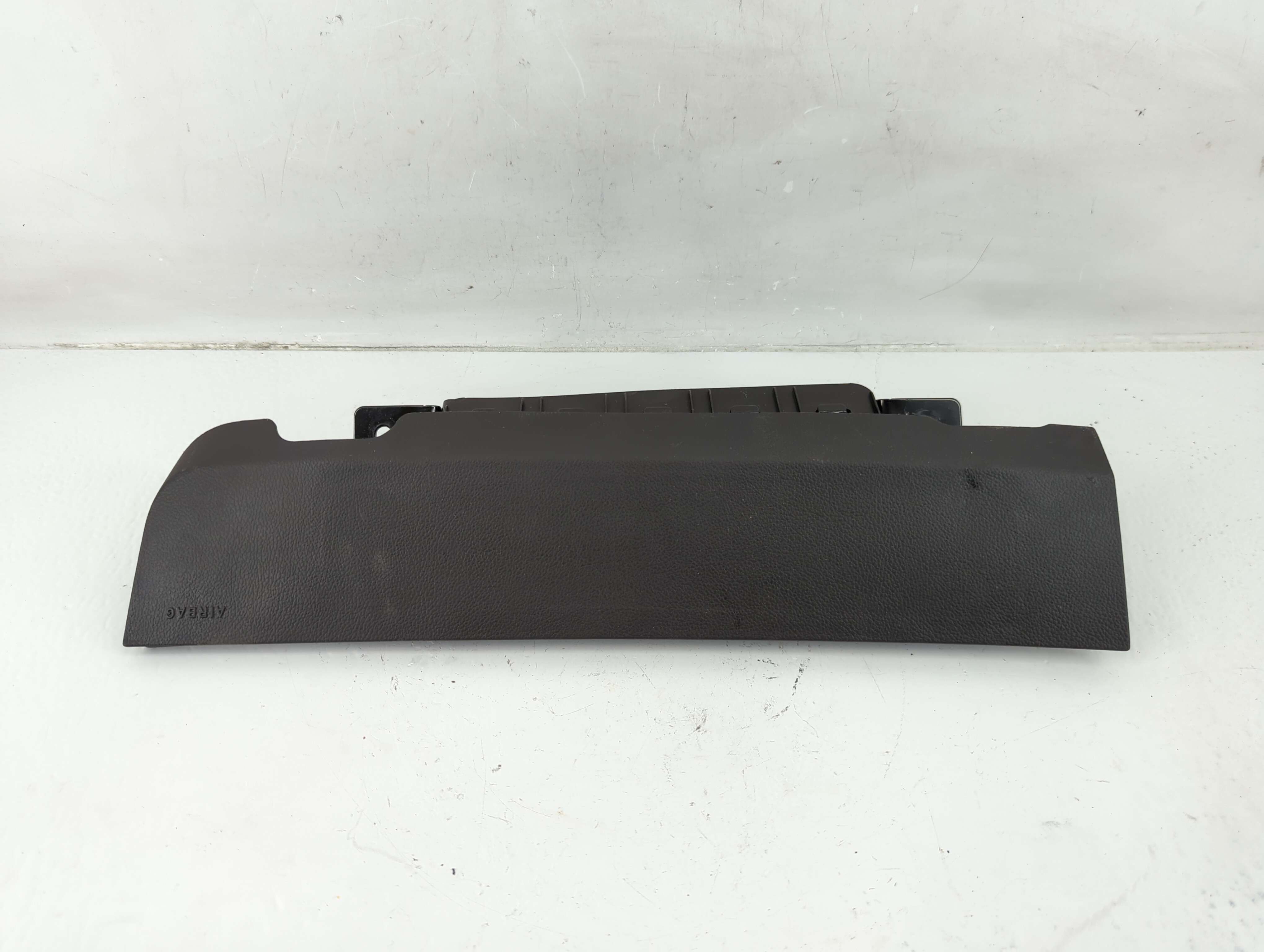 Picture of 2011-2012 Chevrolet Cruze Air Bag Driver Left Knee Oem 1138416
