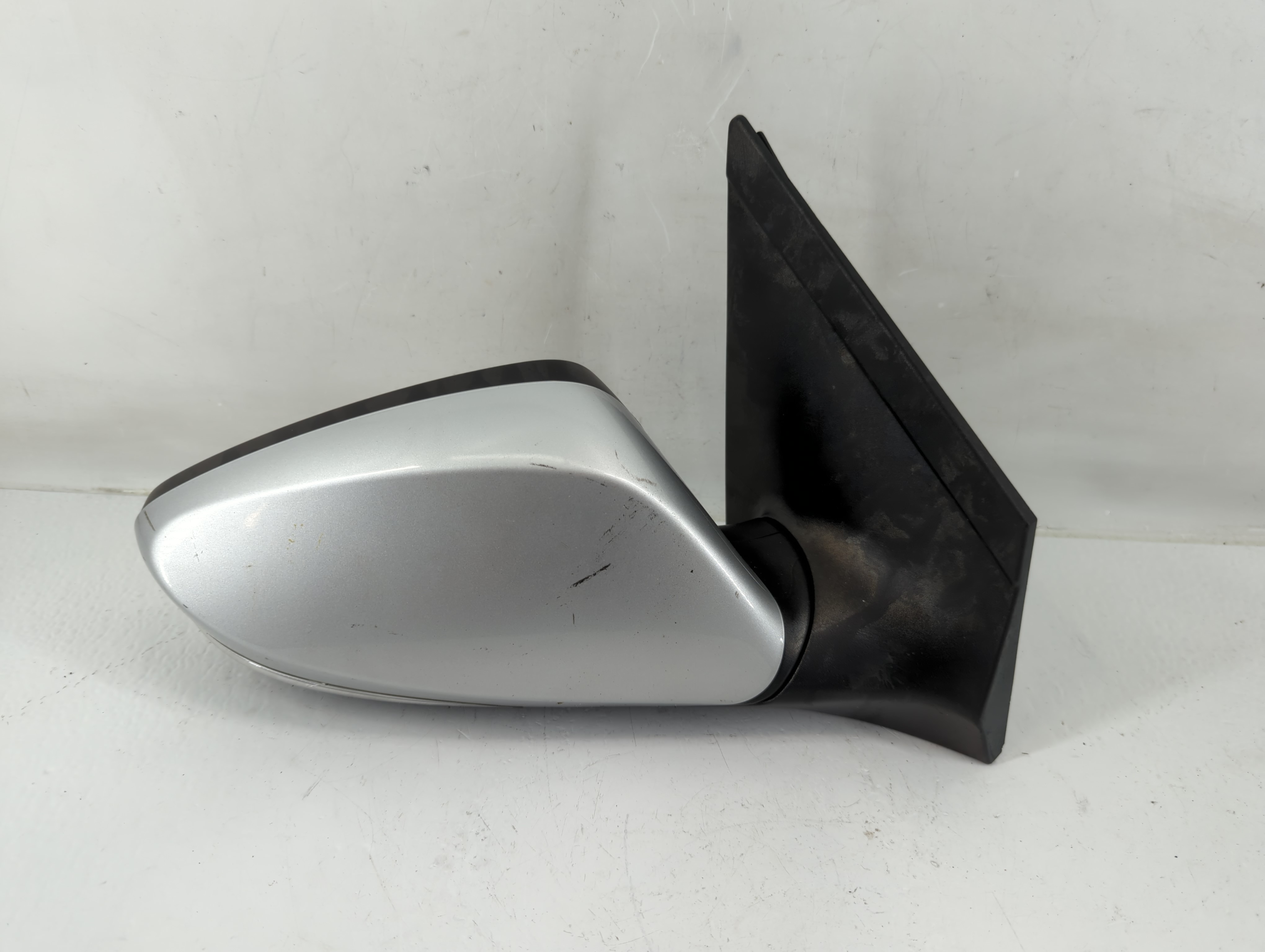 Picture of Hyundai Elantra Passenger Right Side View Power Door Mirror Silver 1139221