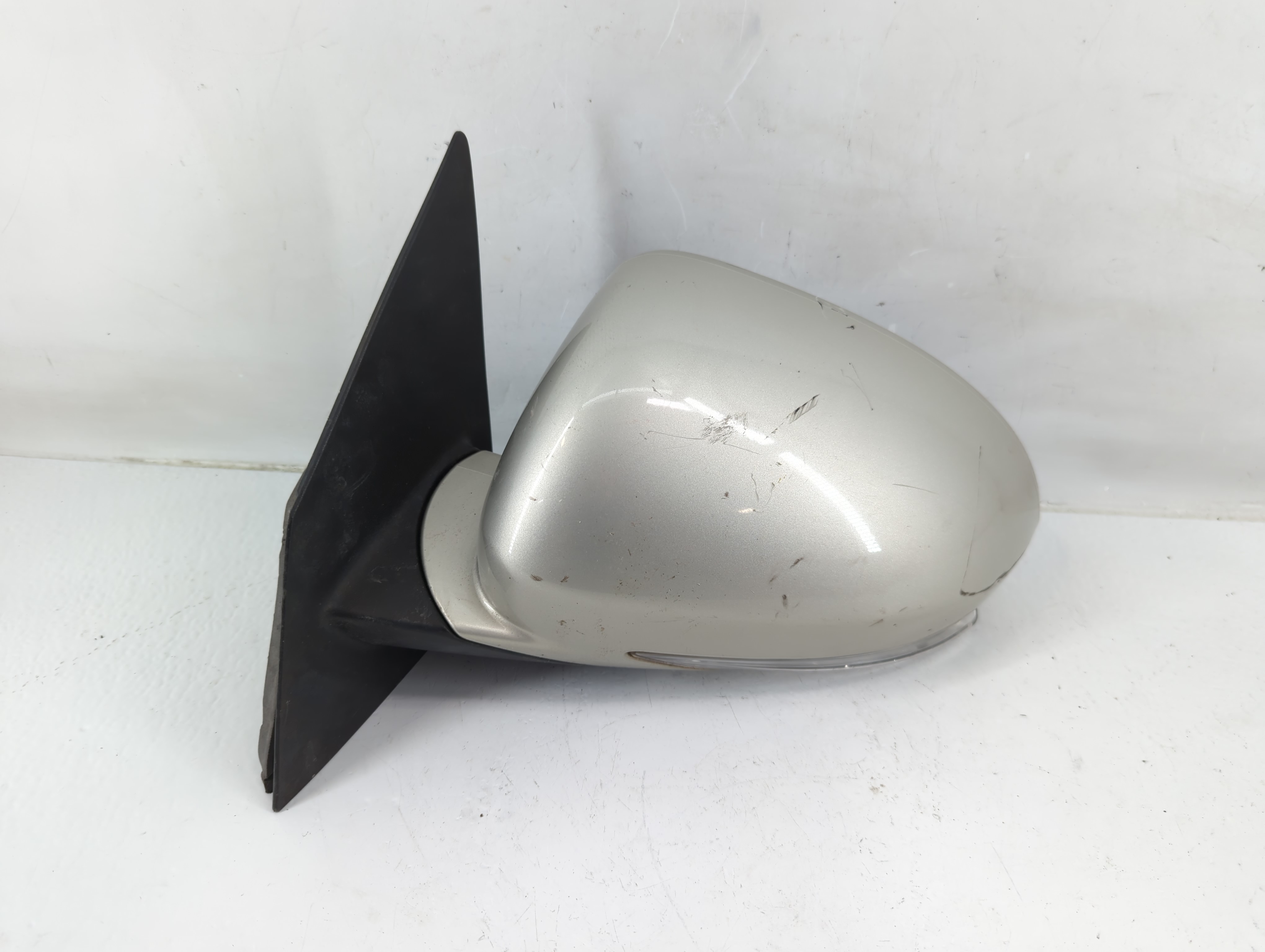Picture of 2013-2017 Buick Enclave Driver Left Side View Power Door Mirror Silver 1139225