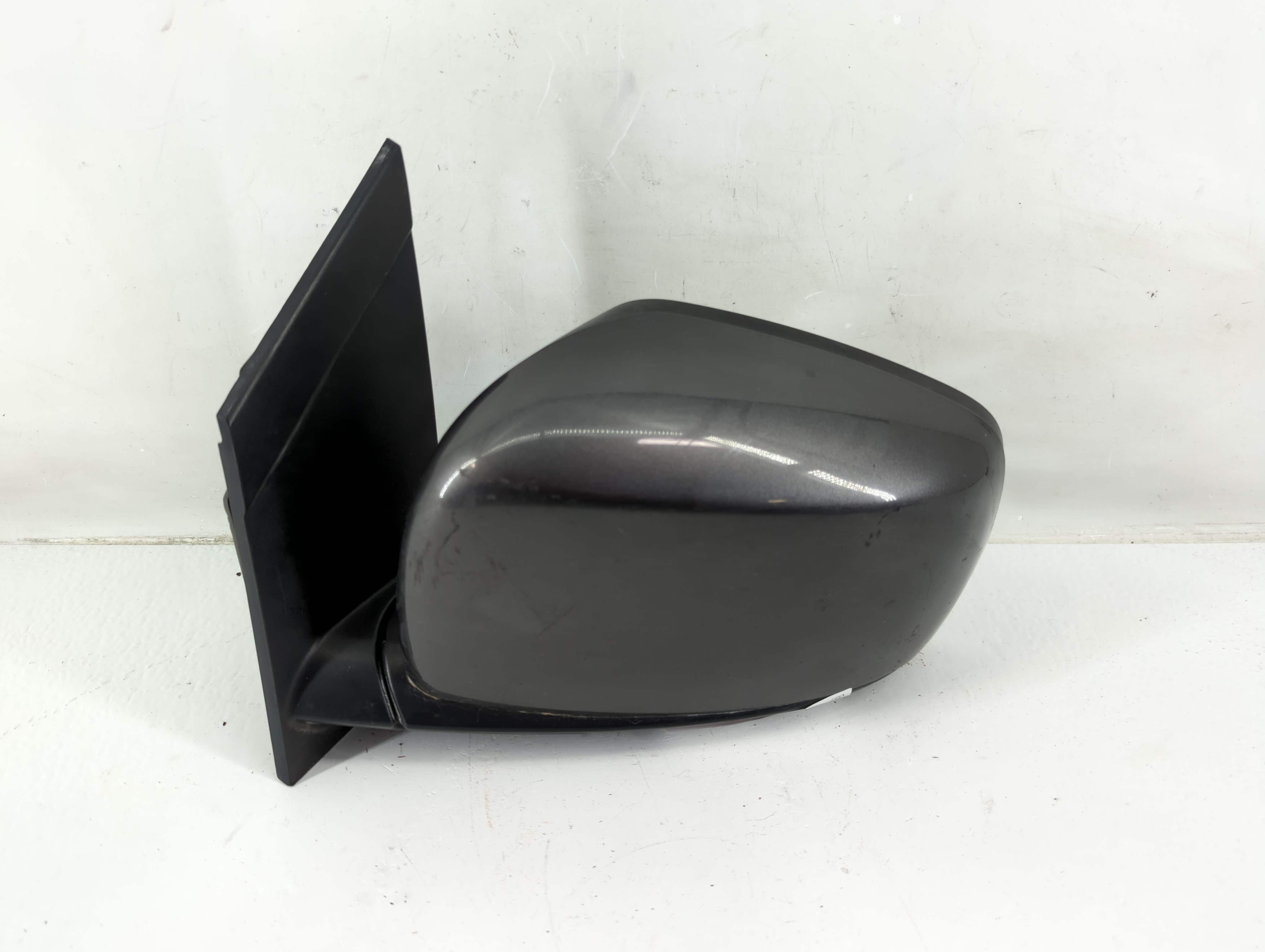 Picture of Dodge Caravan Driver Left Side View Power Door Mirror Black 1139439