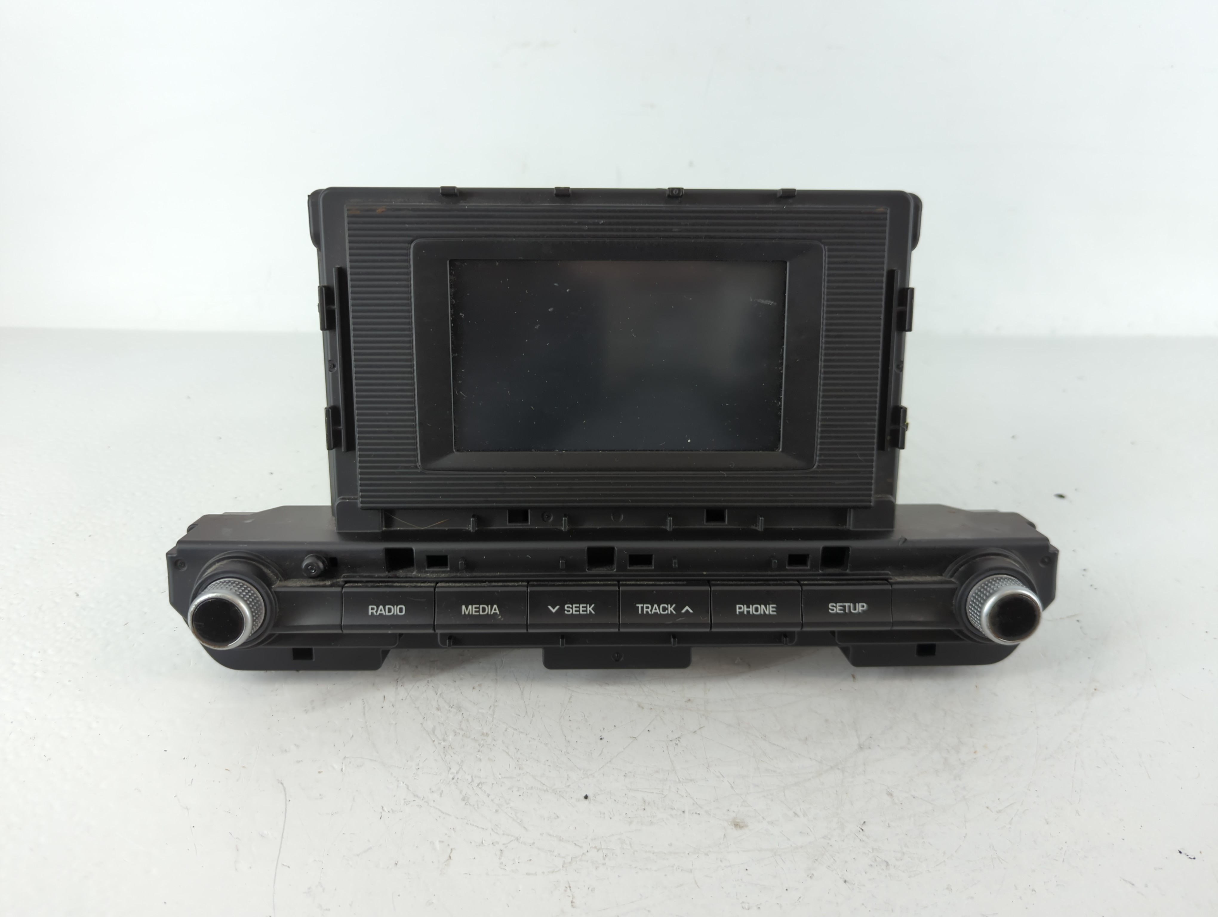 Picture of 2019-2020 Hyundai Elantra Am Fm Cd Player Radio Receiver 1139448