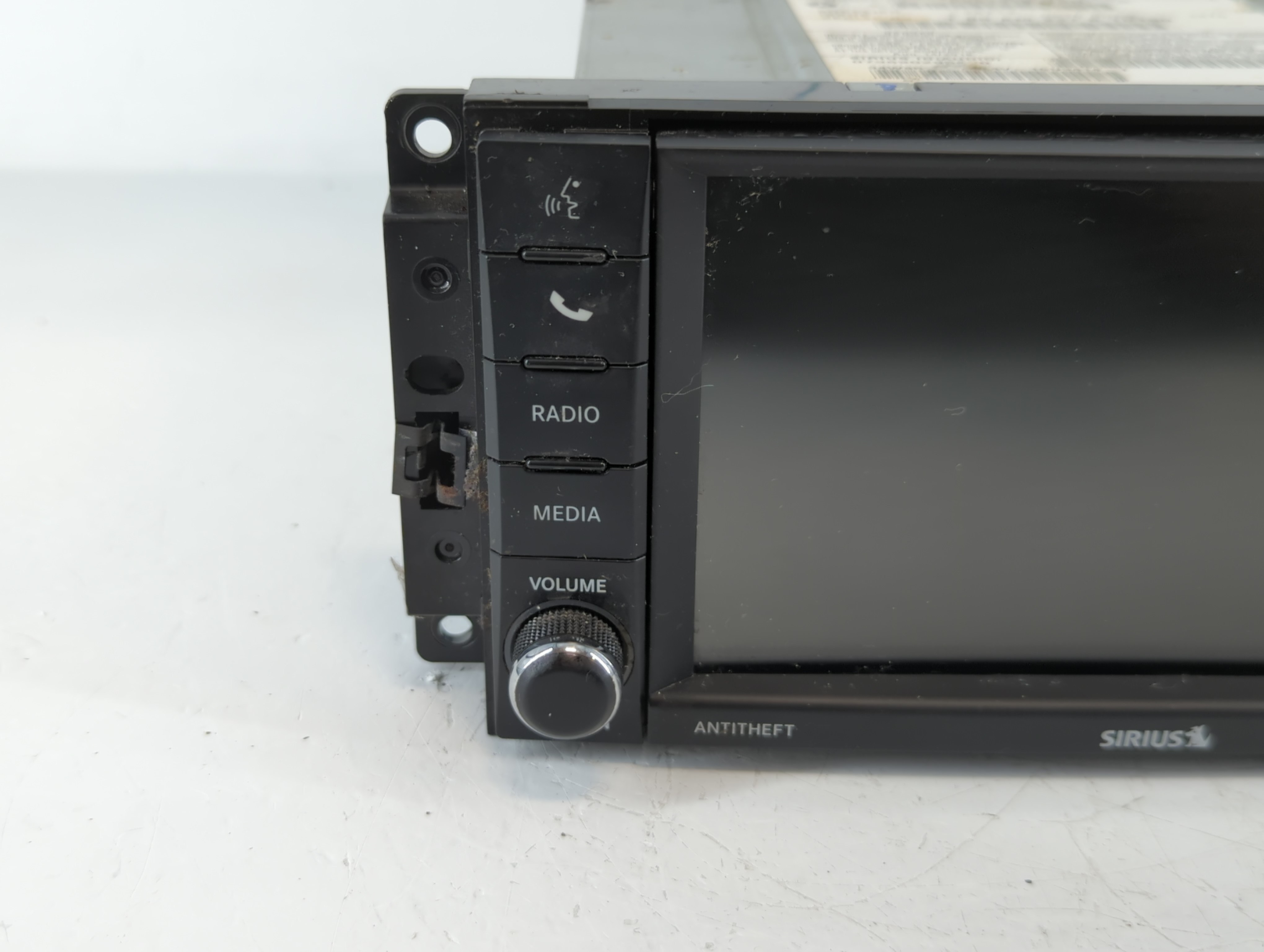 Picture of 2018-2020 Dodge Journey Am Fm Cd Player Radio Receiver 1139781