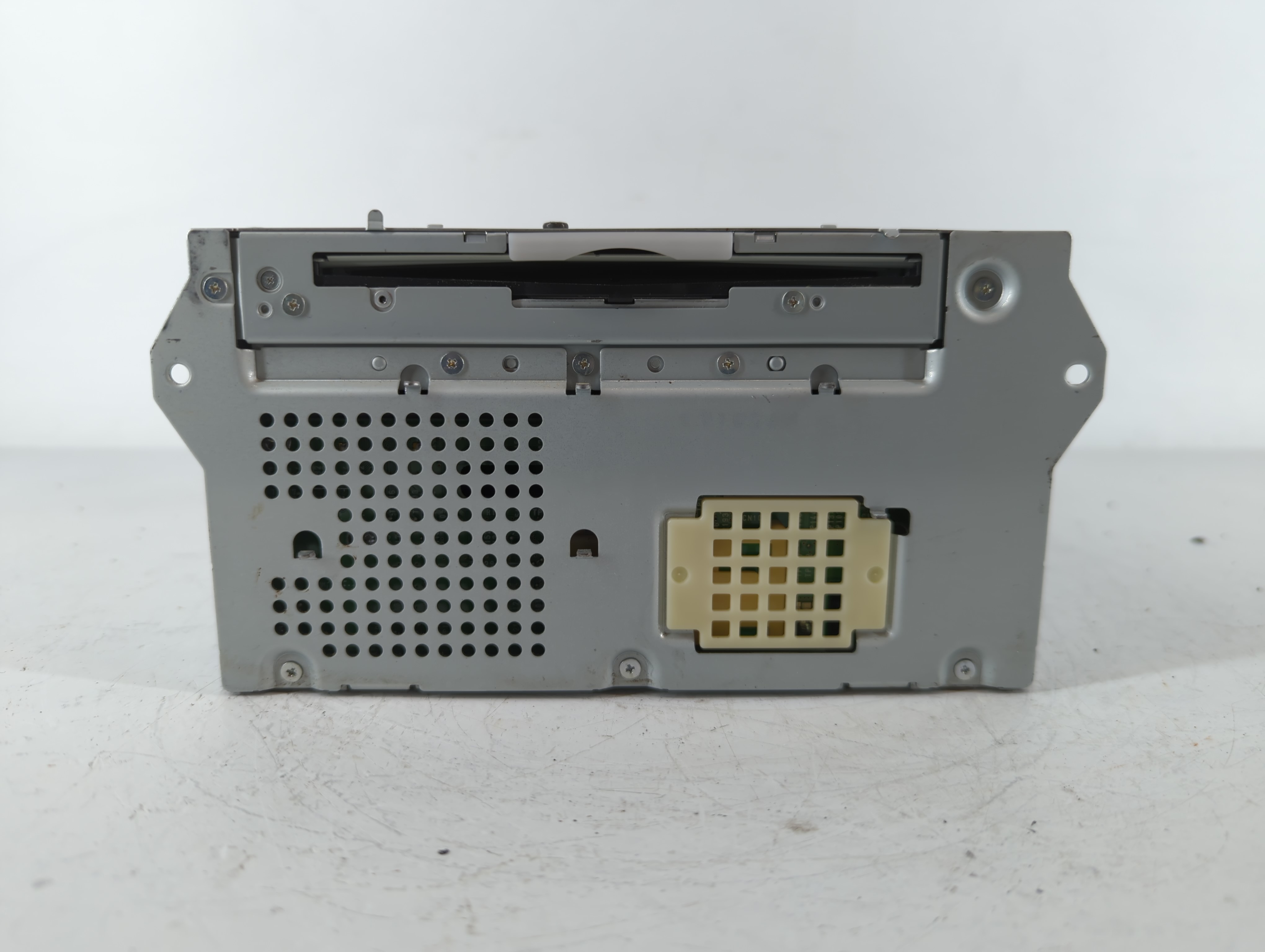 2009-2010 Nissan Maxima Am Fm Cd Player Radio Receiver 1139789 - Oemusedautoparts1.com