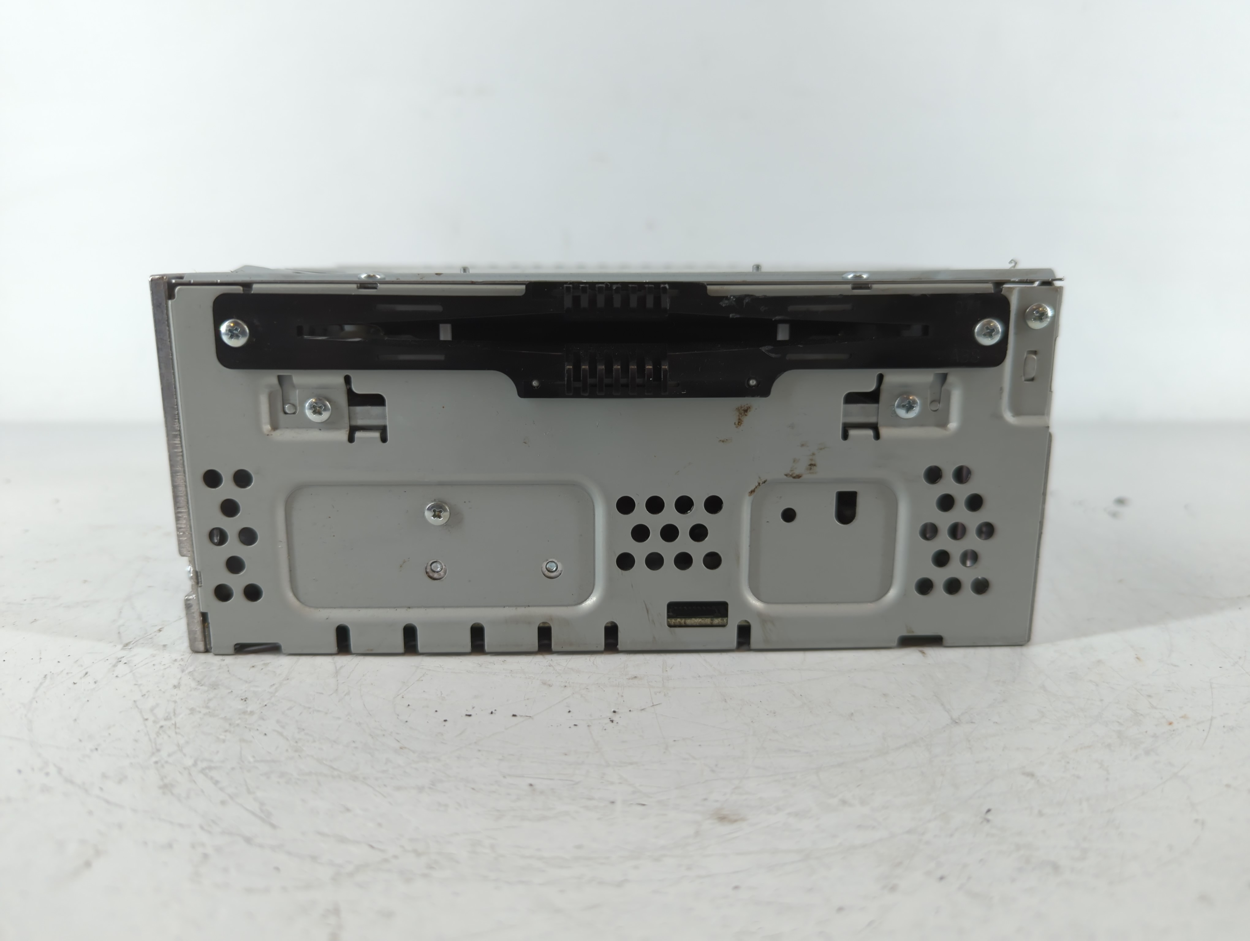 Picture of 2013-2015 Ford Fusion Am Fm Cd Player Radio Receiver 1139996
