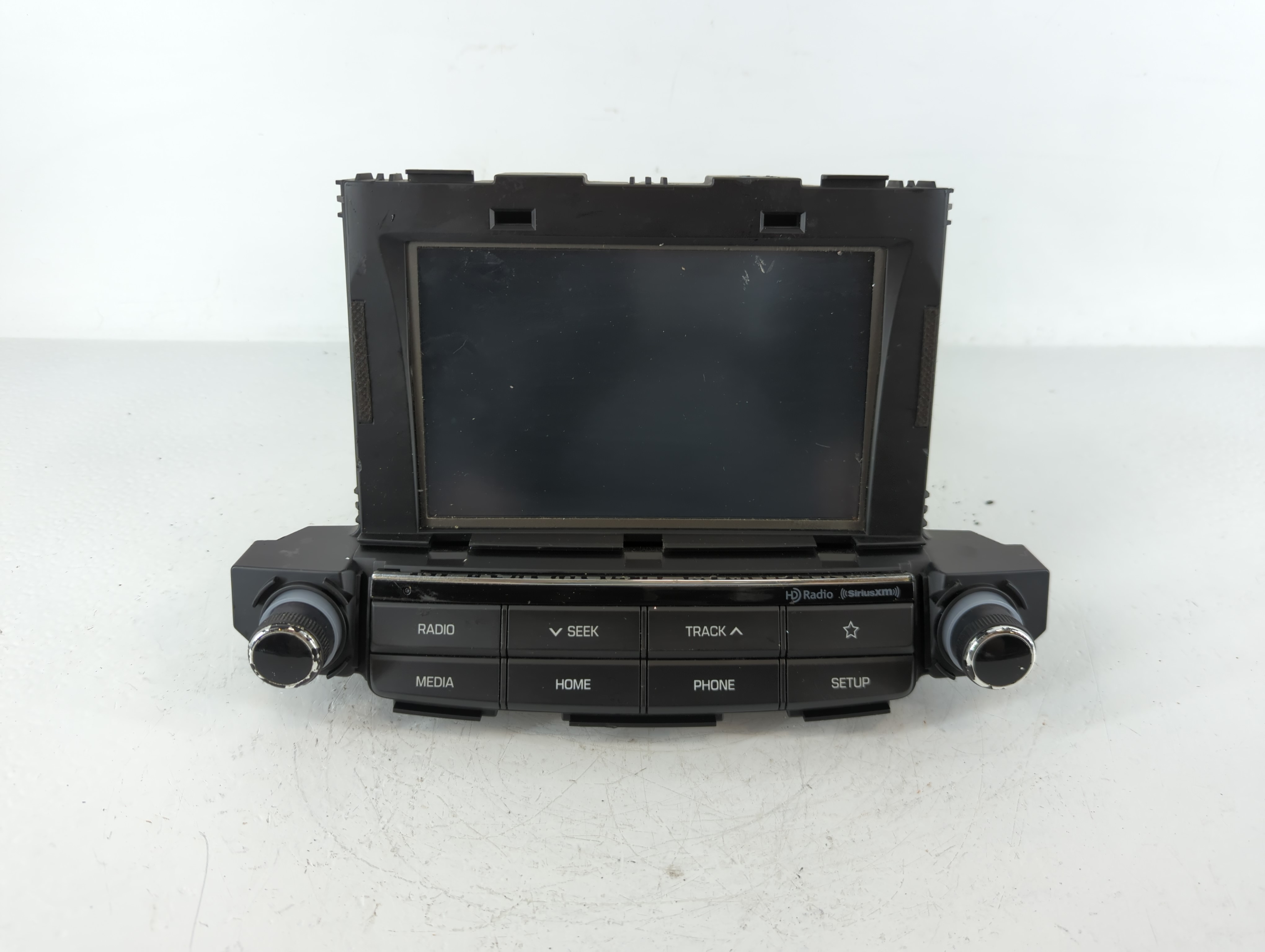 2016-2018 Hyundai Tucson Am Fm Cd Player Radio Receiver 1140001 - Oemusedautoparts1.com