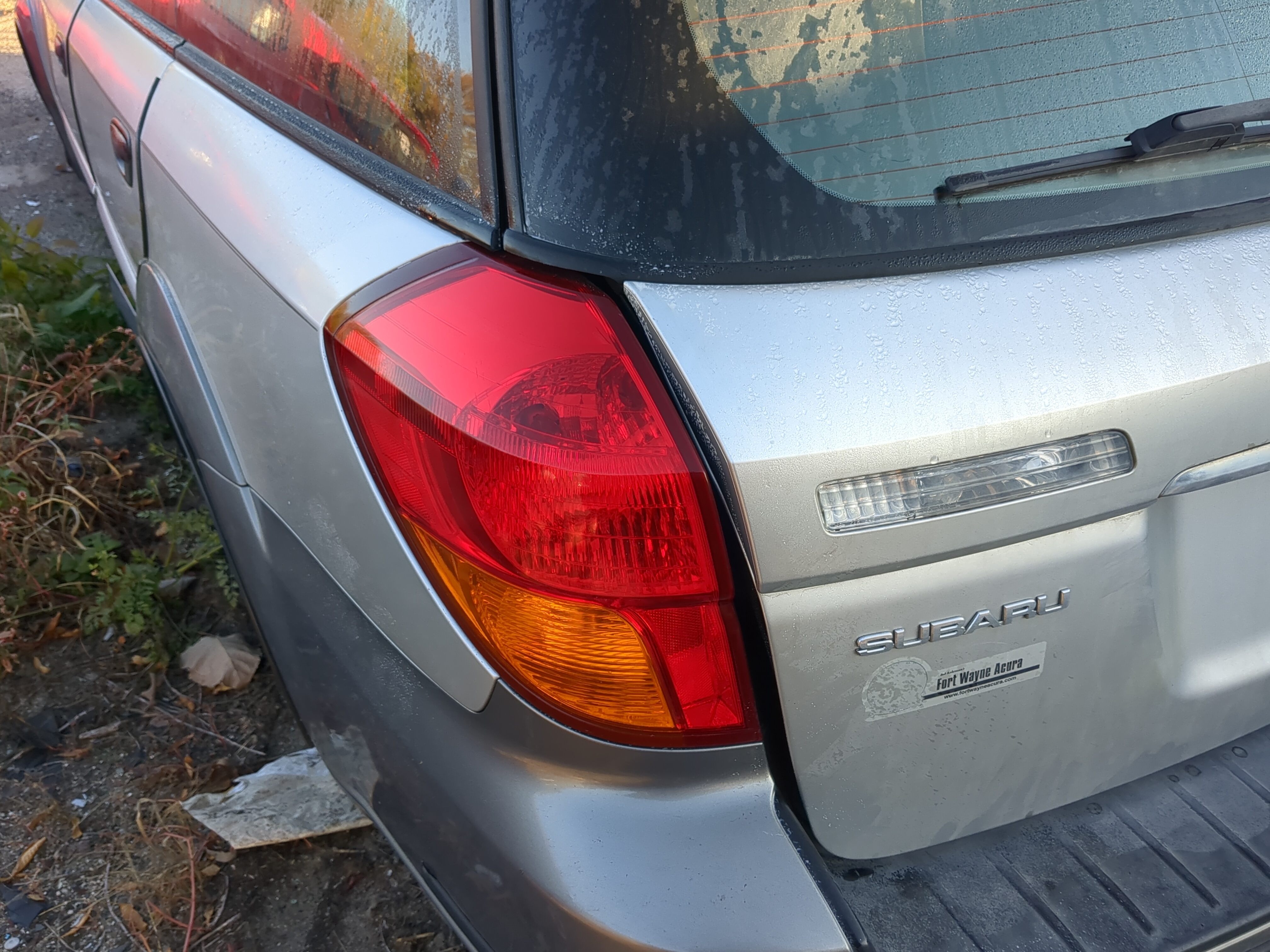 Picture of Subaru Outback Driver Left Side Tail Light Taillight Oem 1140135