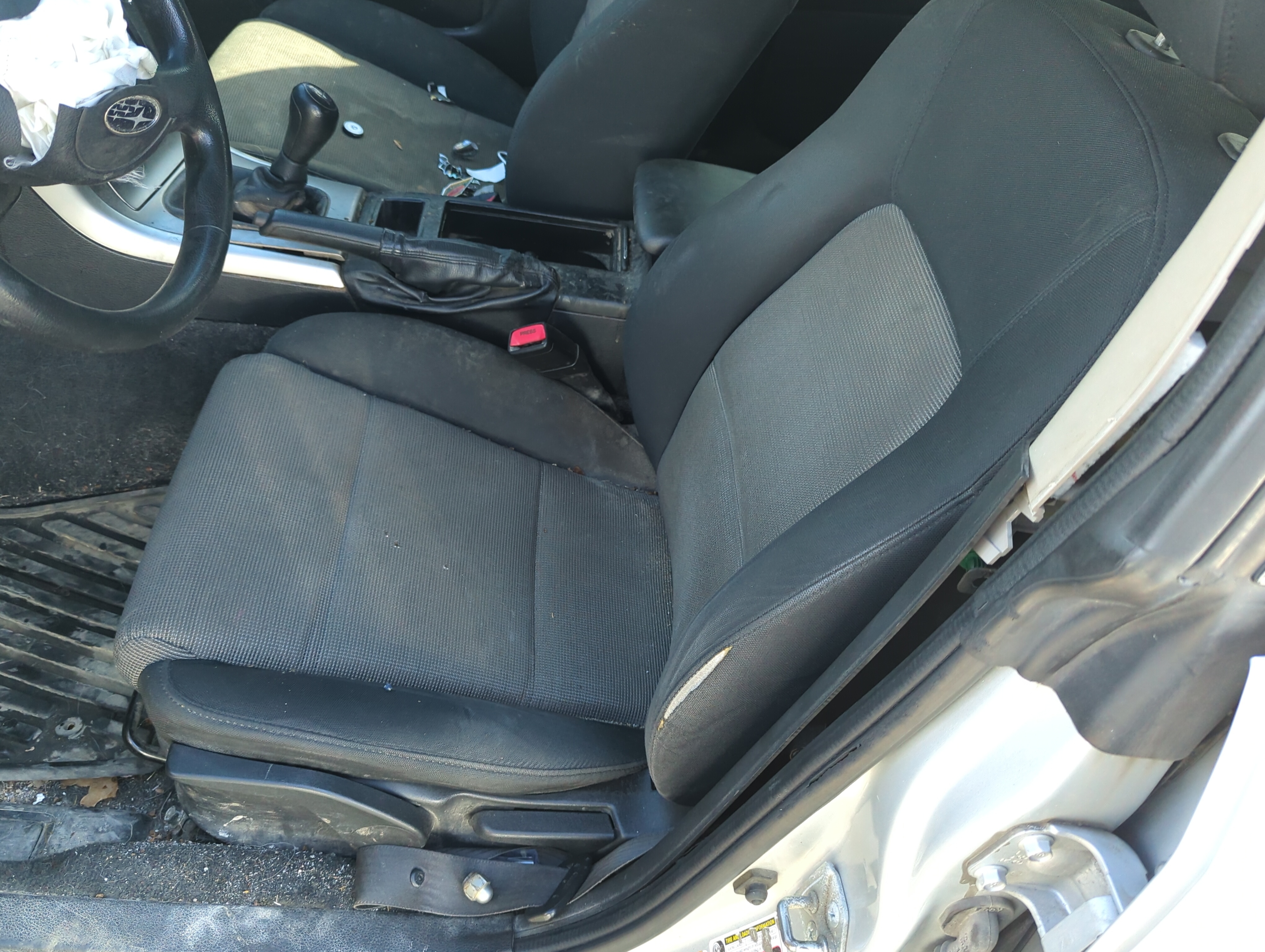 Picture of Subaru Outback Driver Front Seat Oem 1140140