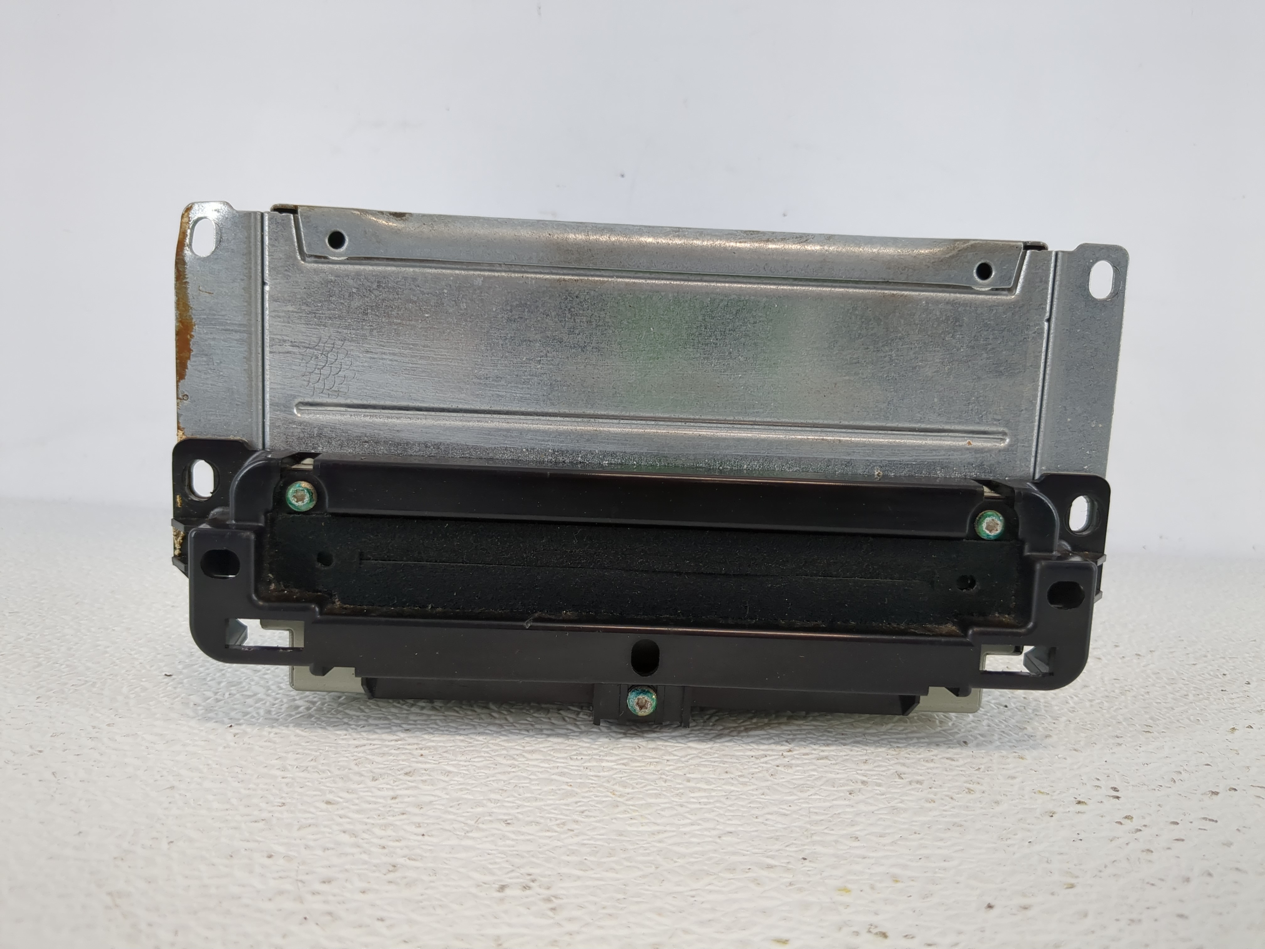 2013-2014 Dodge Charger Am Fm Cd Player Radio Receiver 1140225 - Oemusedautoparts1.com