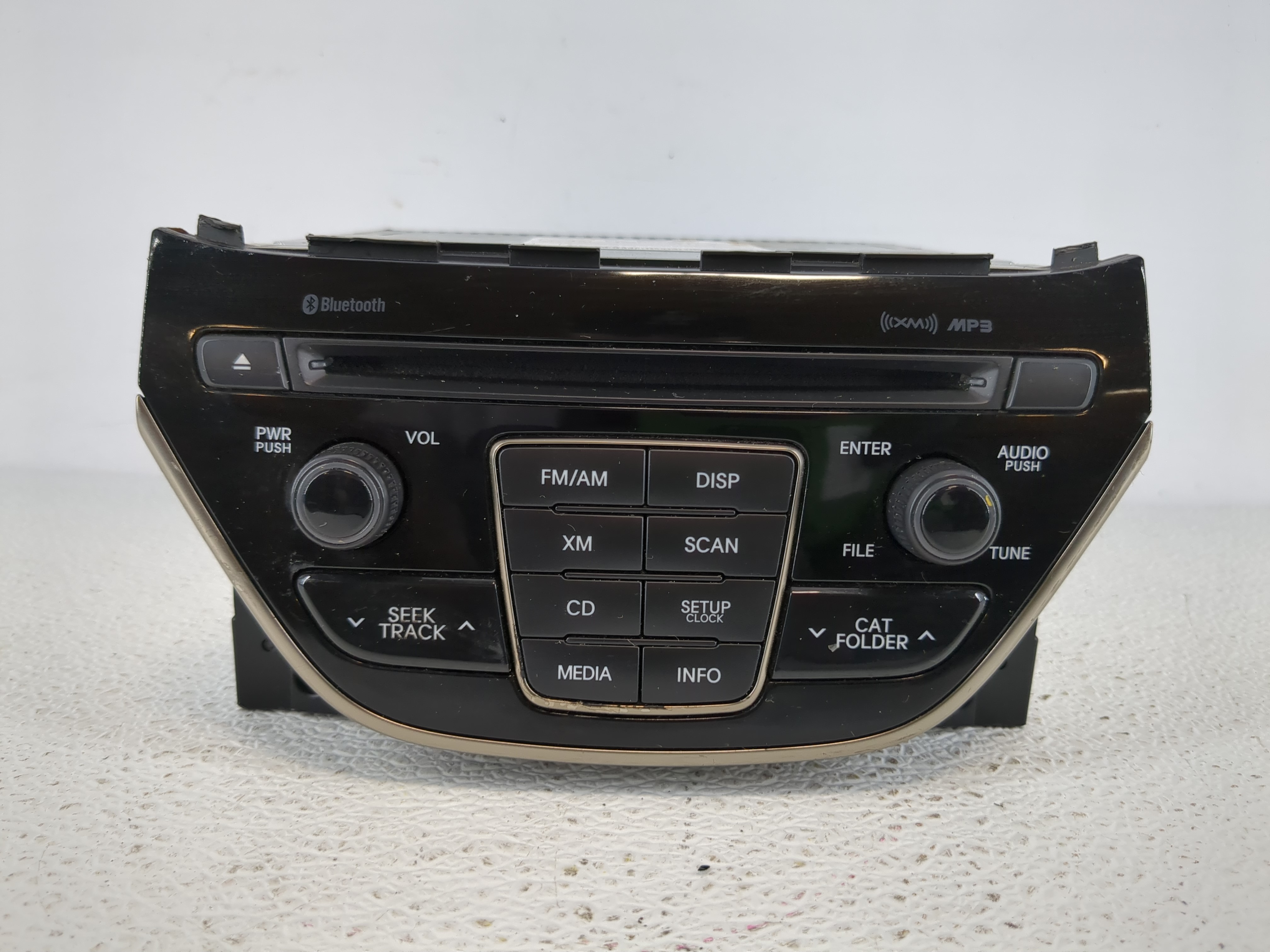 2014-2015 Hyundai Genesis Am Fm Cd Player Radio Receiver 1140266 - Oemusedautoparts1.com