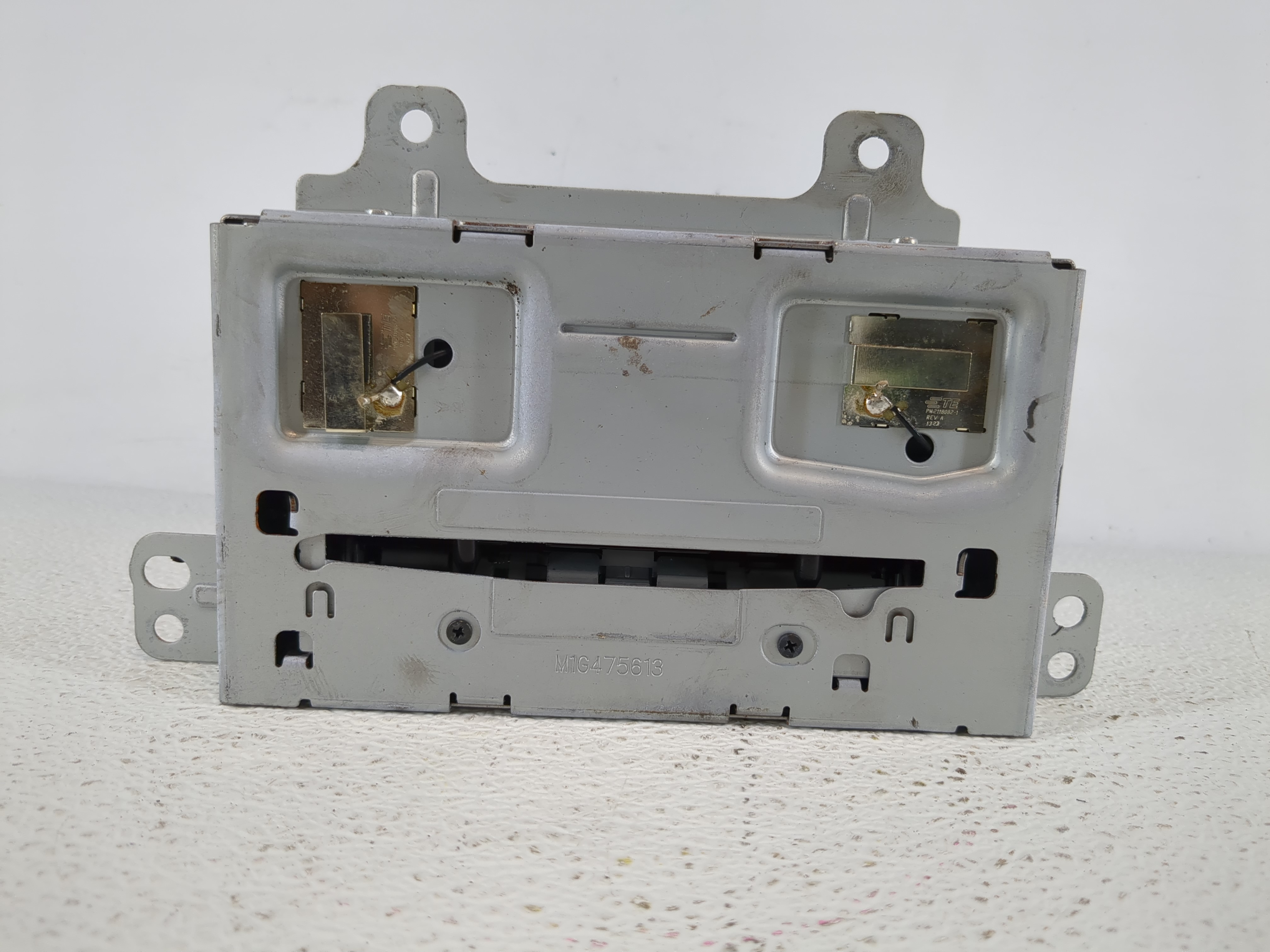 Picture of 2013-2013 Chevrolet Cruze Am Fm Cd Player Radio Receiver 1140270