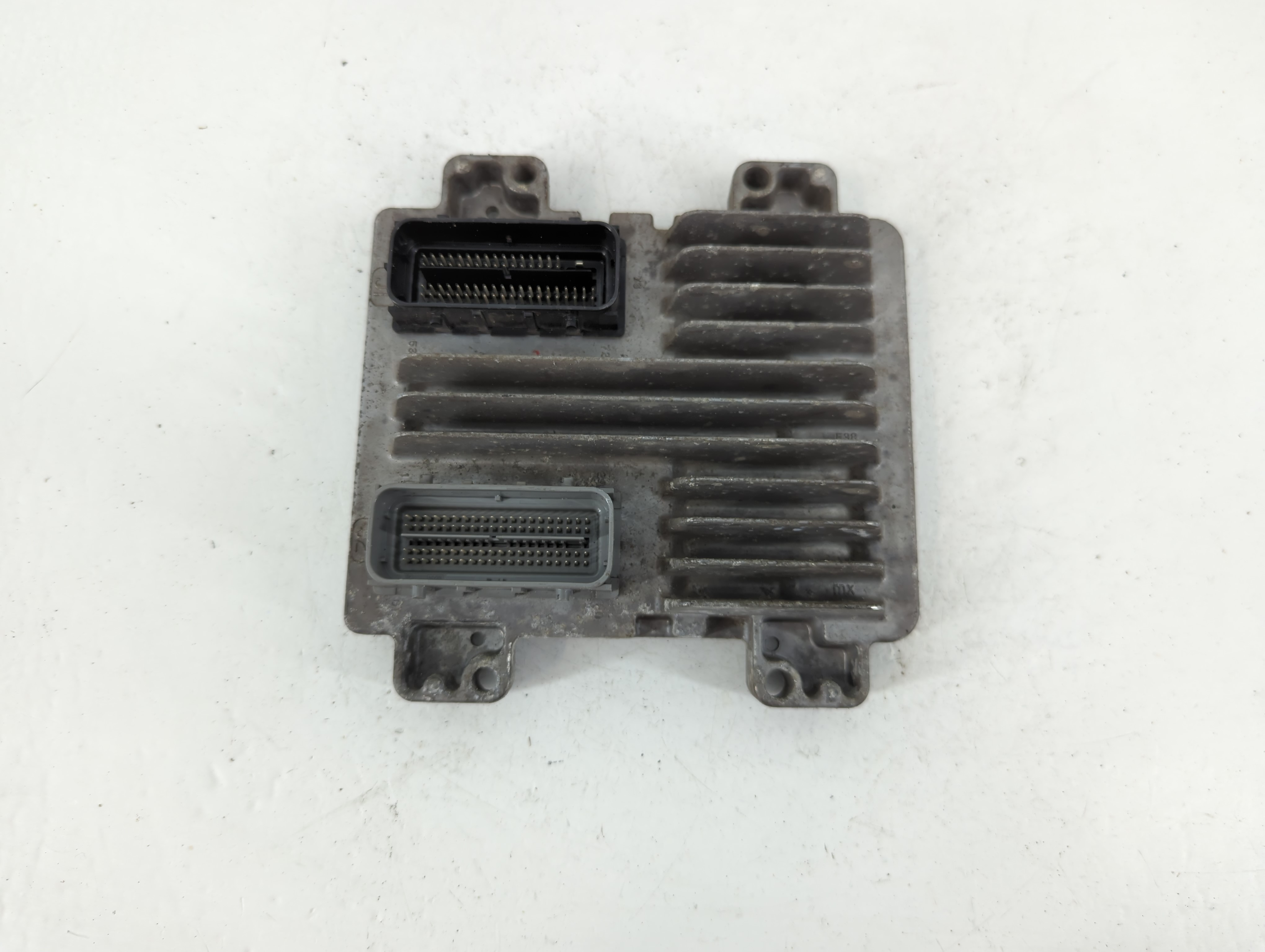 2010-2014 Chevrolet Tahoe Engine Control Computer Ecu Pcm Ecm Pcu Oem 1140285 - Oemusedautoparts1.com