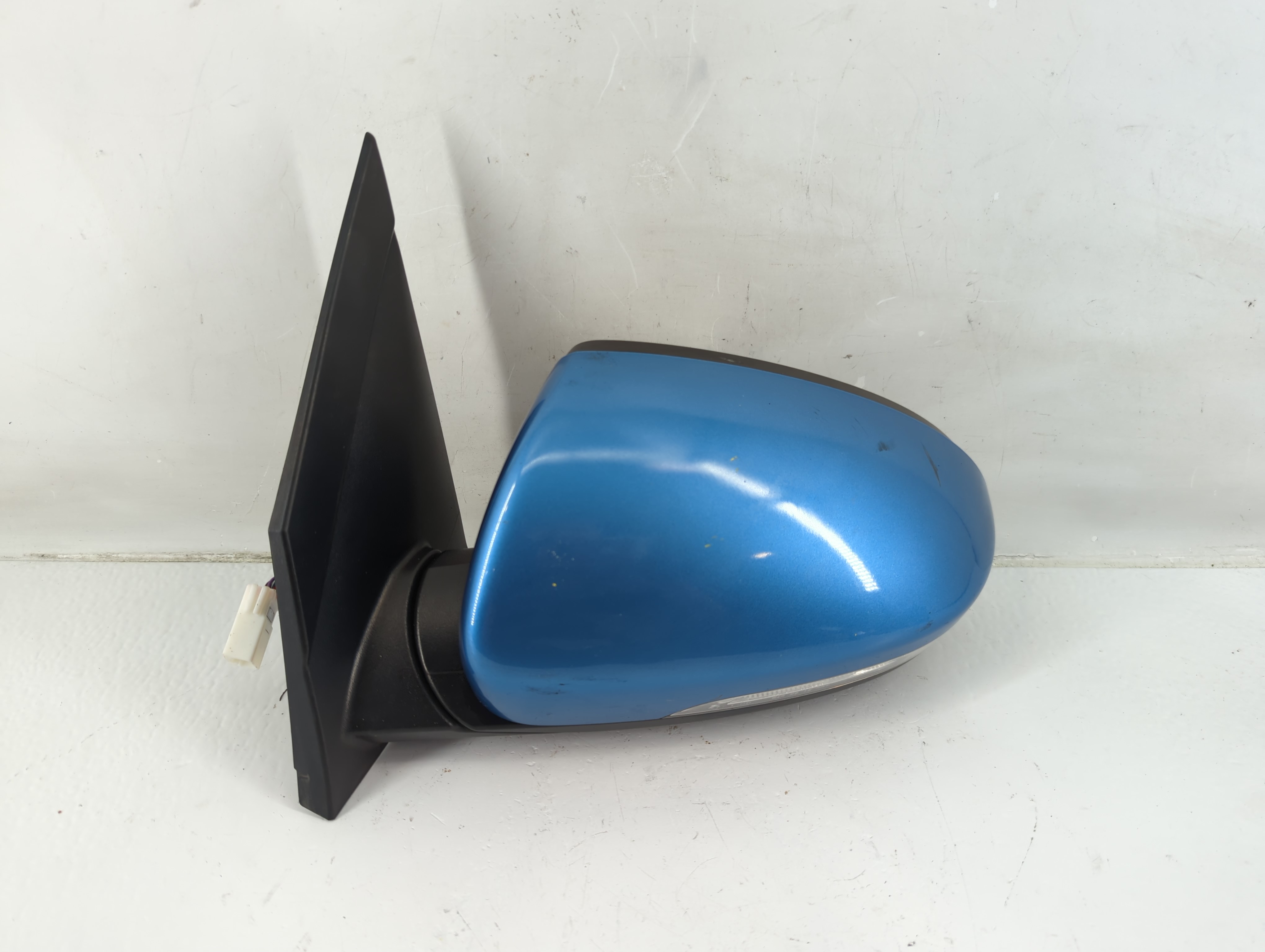 Picture of 2016-2018 Hyundai Tucson Driver Left Side View Power Door Mirror Blue 1140292
