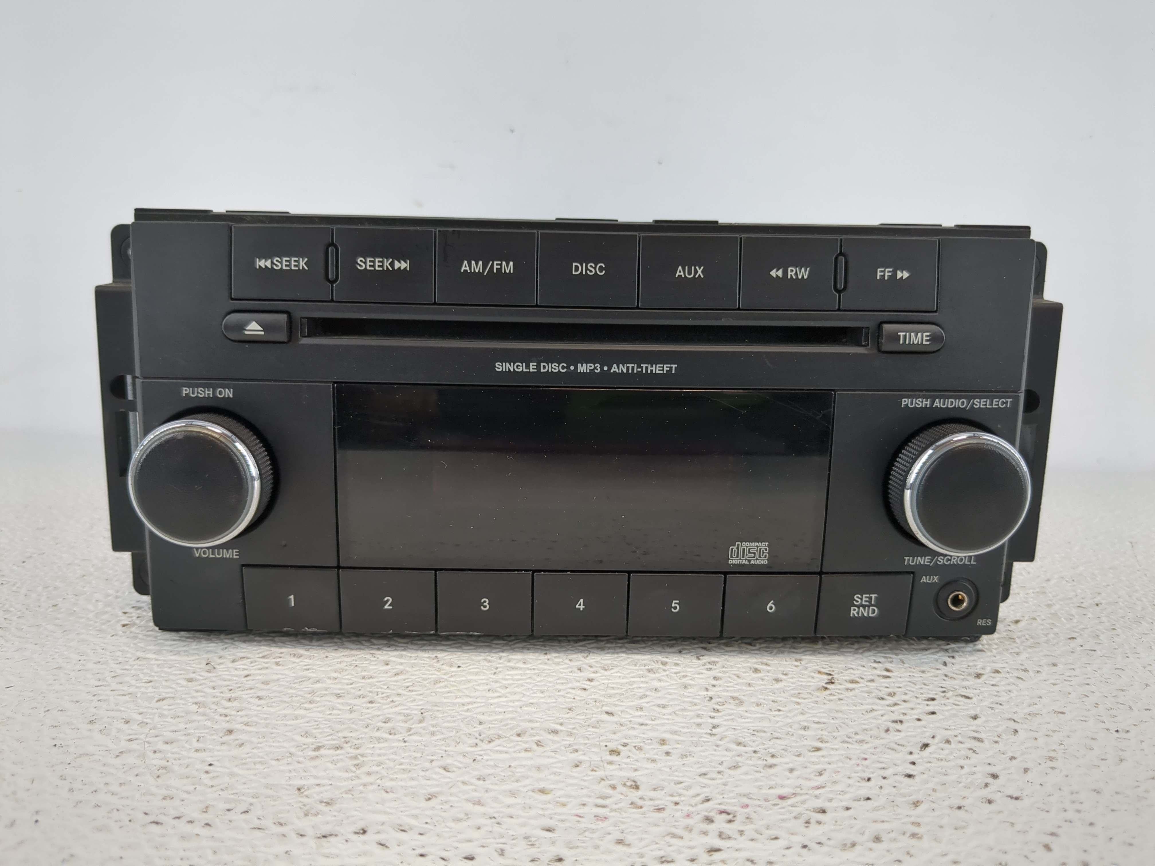 Dodge Caravan Am Fm Cd Player Radio Receiver 1140299 - Oemusedautoparts1.com