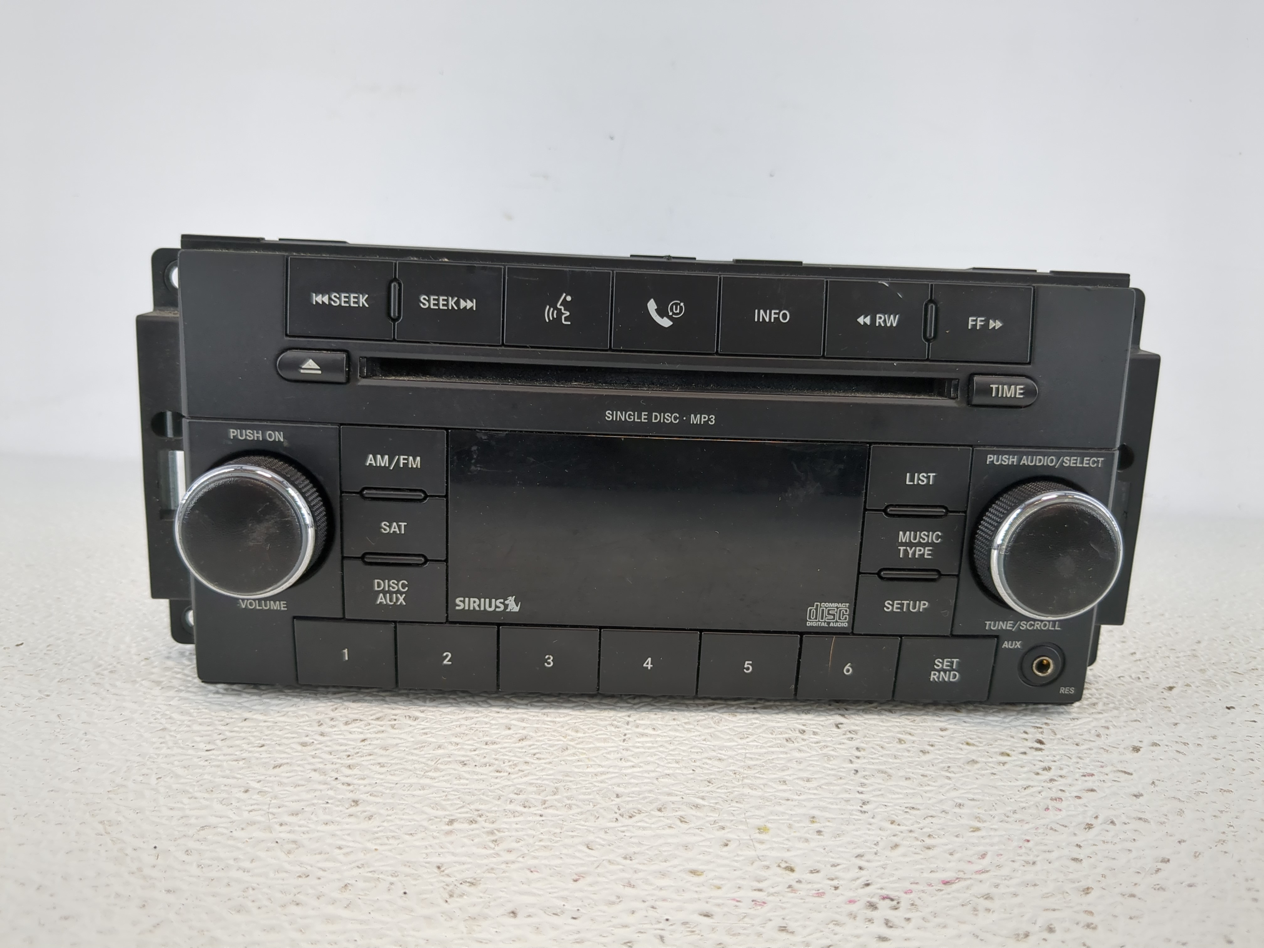 Picture of 2008-2009 Dodge Caliber Am Fm Cd Player Radio Receiver 1140303