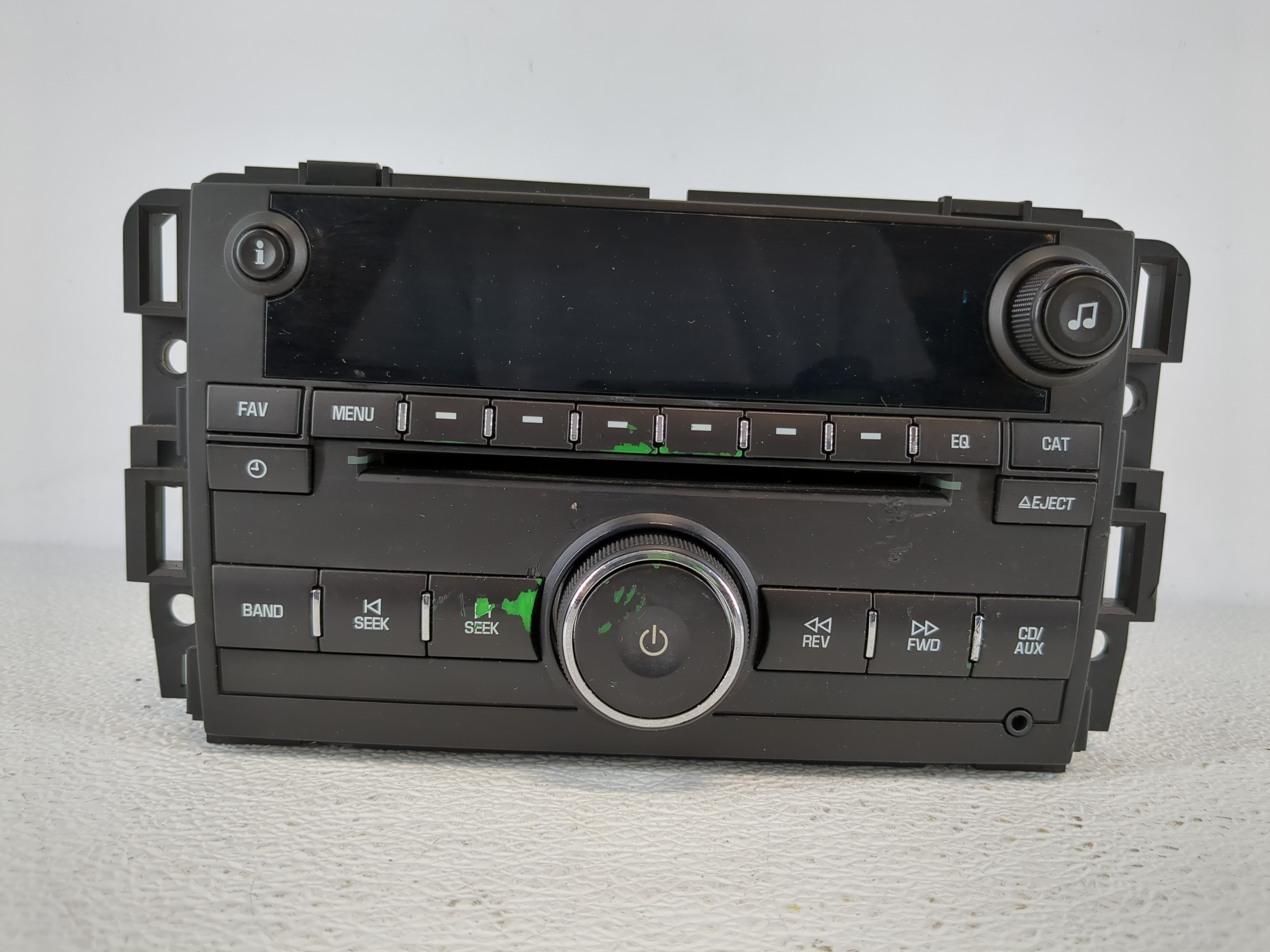 2010-2013 Chevrolet Silverado 1500 Am Fm Cd Player Radio Receiver 1140311 - Oemusedautoparts1.com