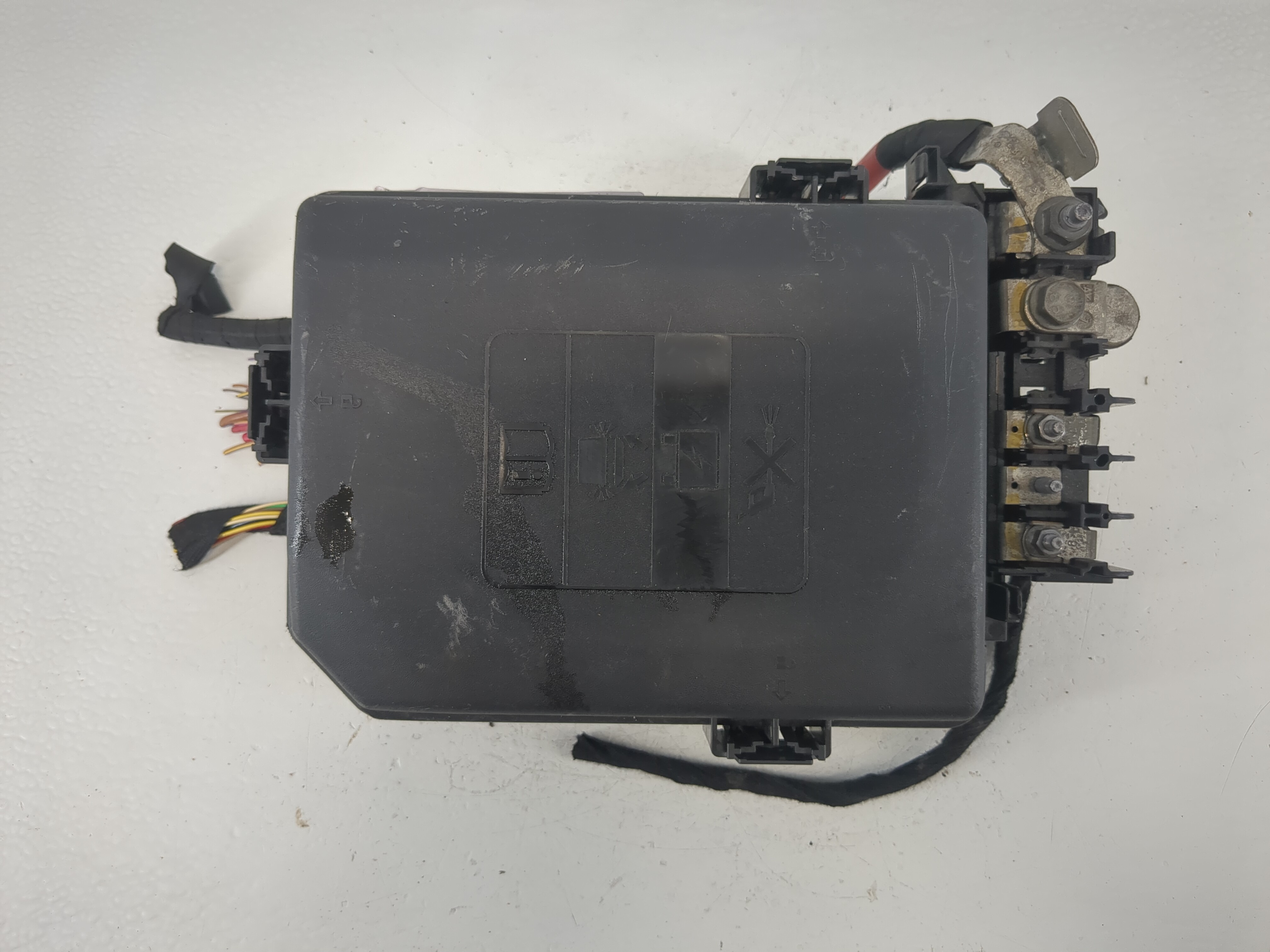 2016-2018 Chevrolet Cruze Fusebox Fuse Box Relay Module 39049710 1140322 - Oemusedautoparts1.com