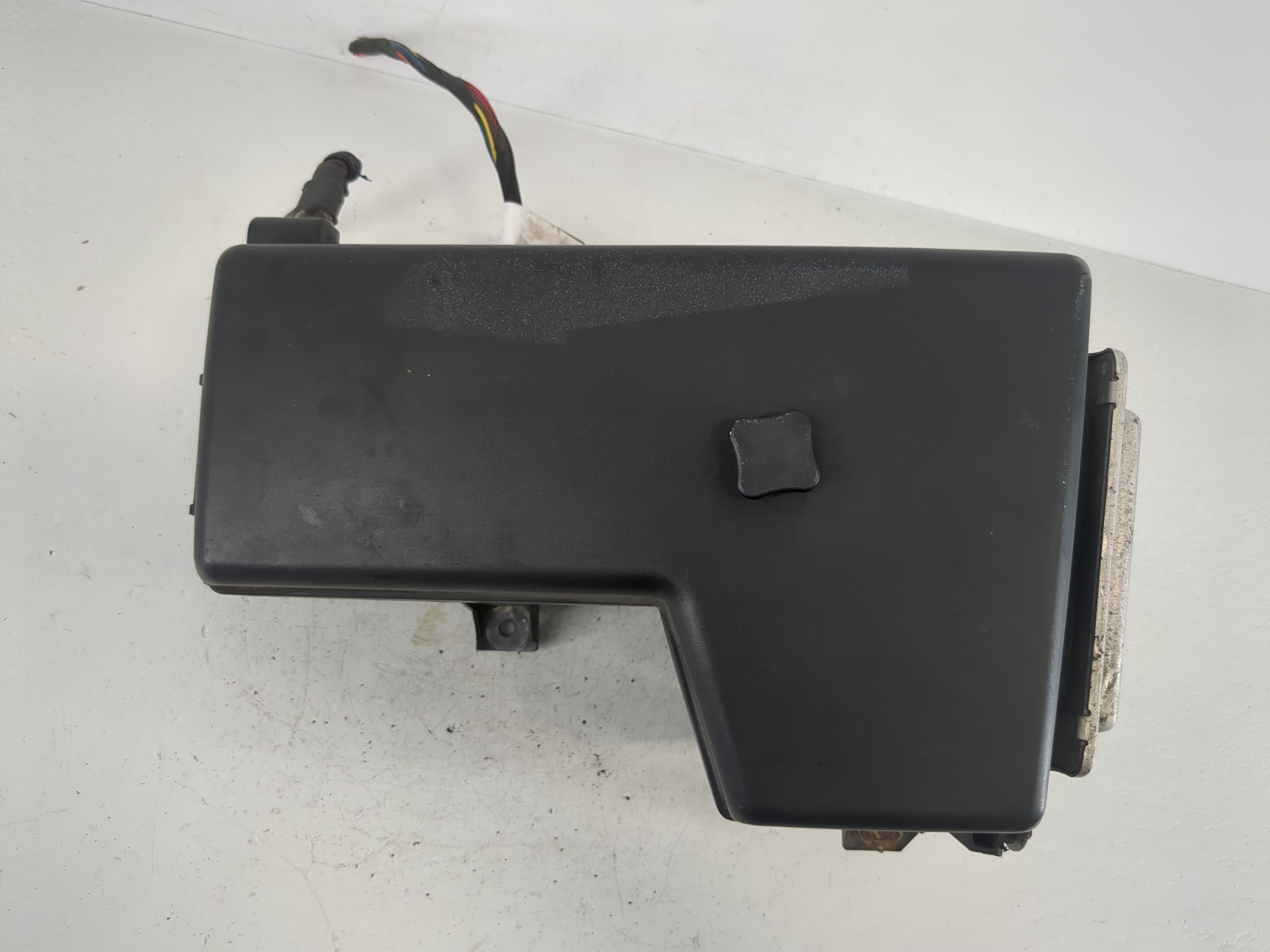 Picture of 2008-2011 Dodge Dakota Fusebox Fuse Box Relay Module 04692233aa 1140324