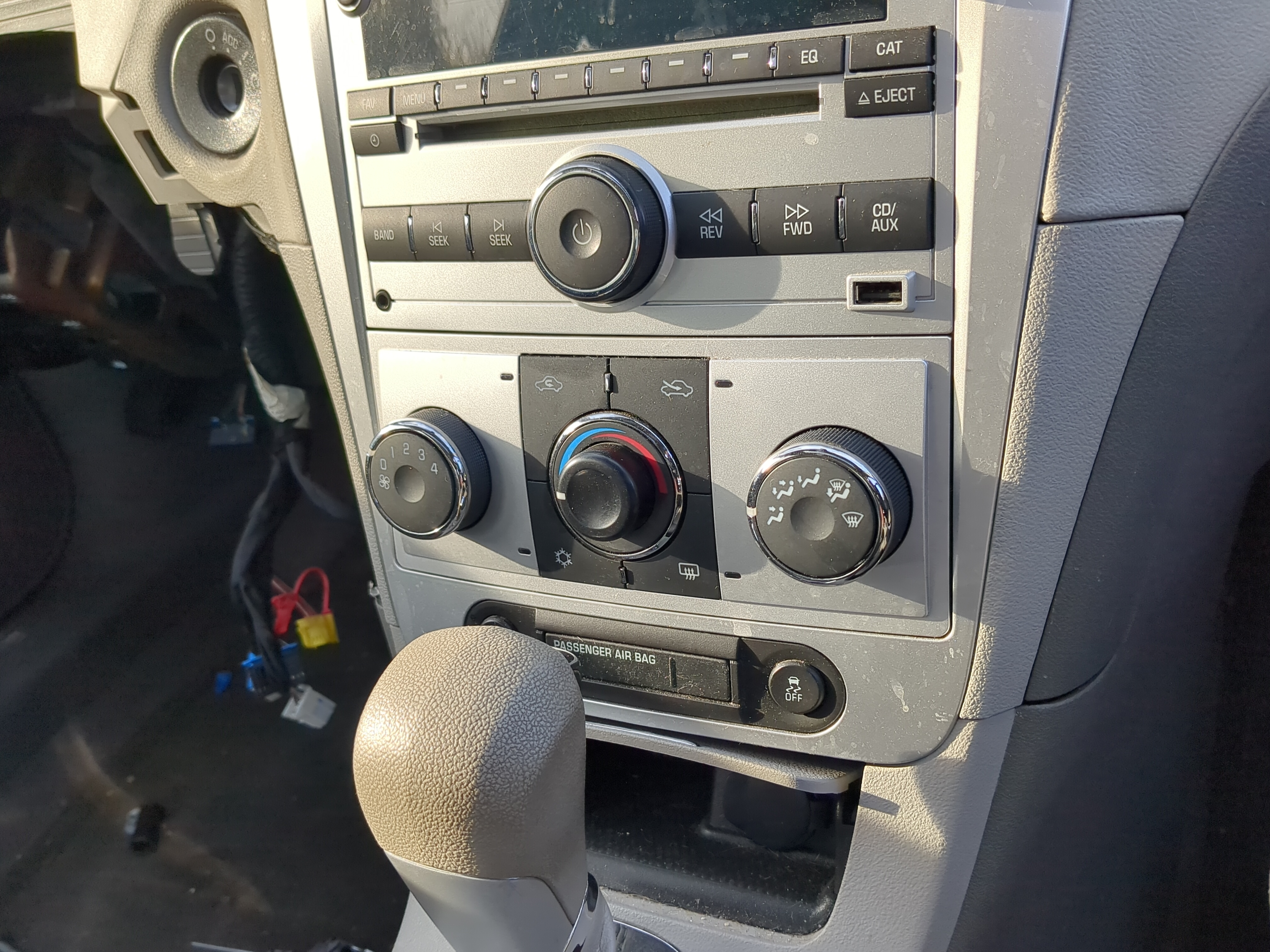 Picture of 2008-2012 Chevrolet Malibu Ac Heater Climate Control 1140365