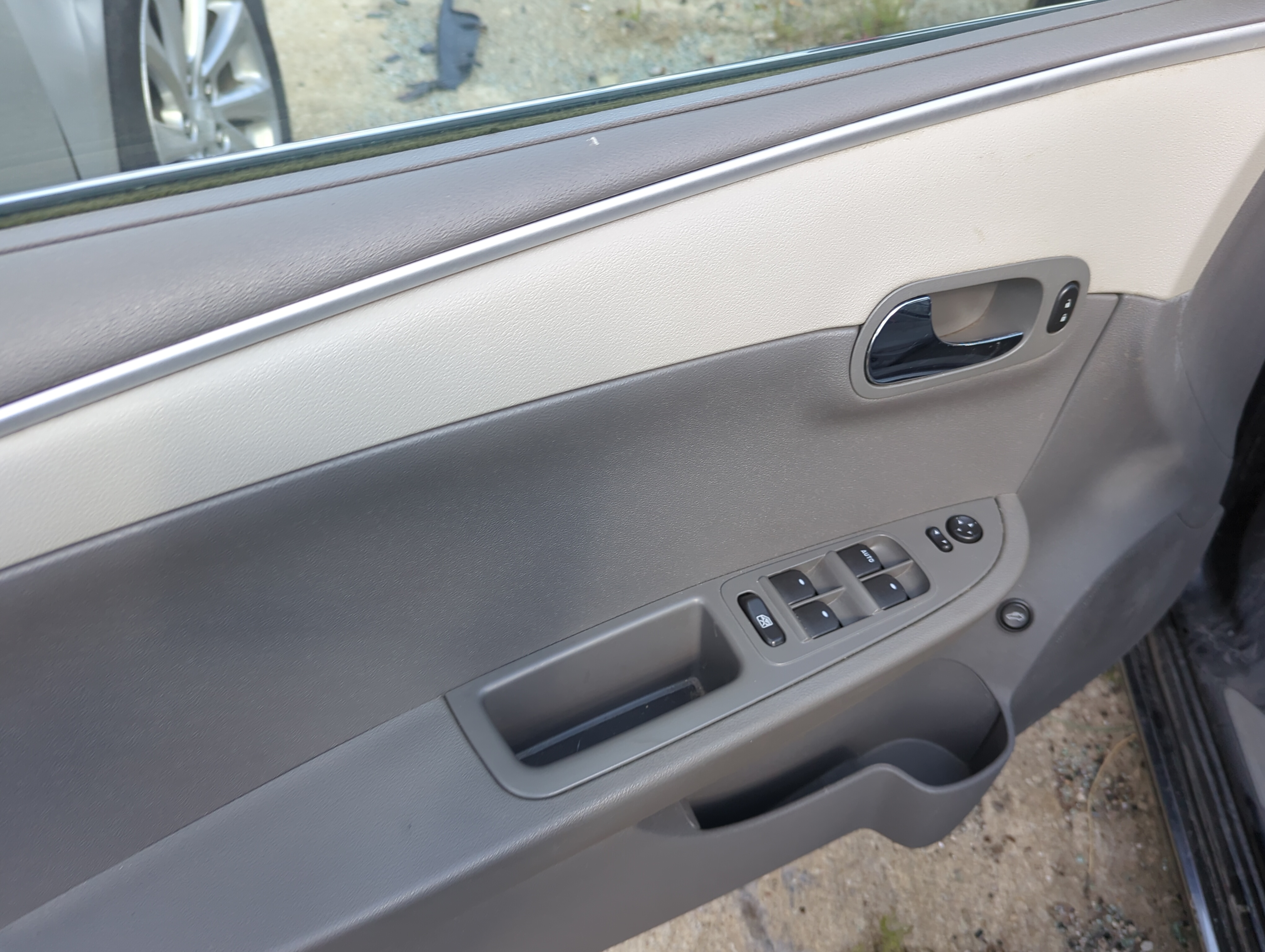 2010-2012 Chevrolet Malibu Driver Left Door Master Power Window Switch 1140401 - Oemusedautoparts1.com