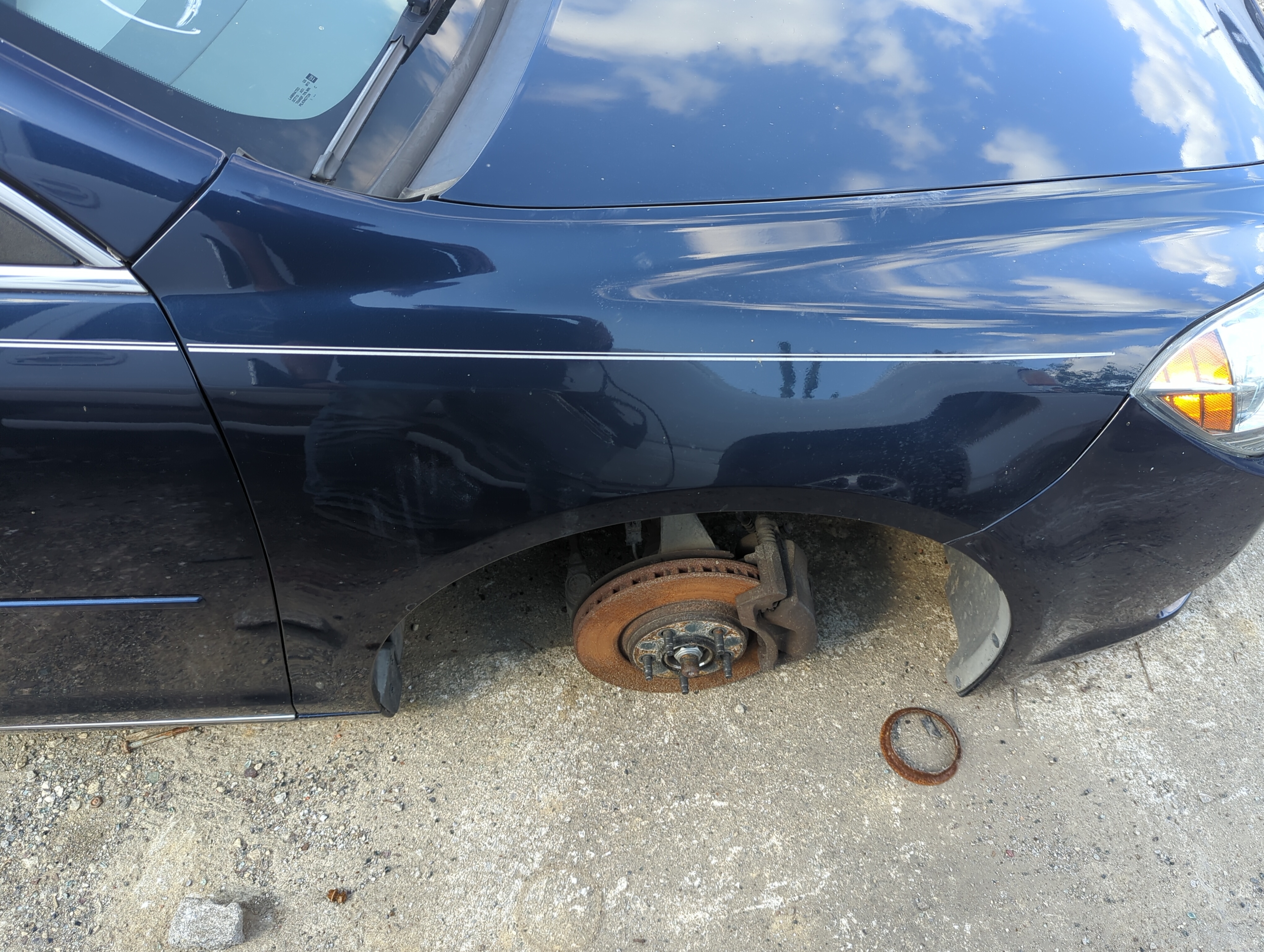 Picture of 2009-2012 Chevrolet Malibu Passenger Fender 1140526