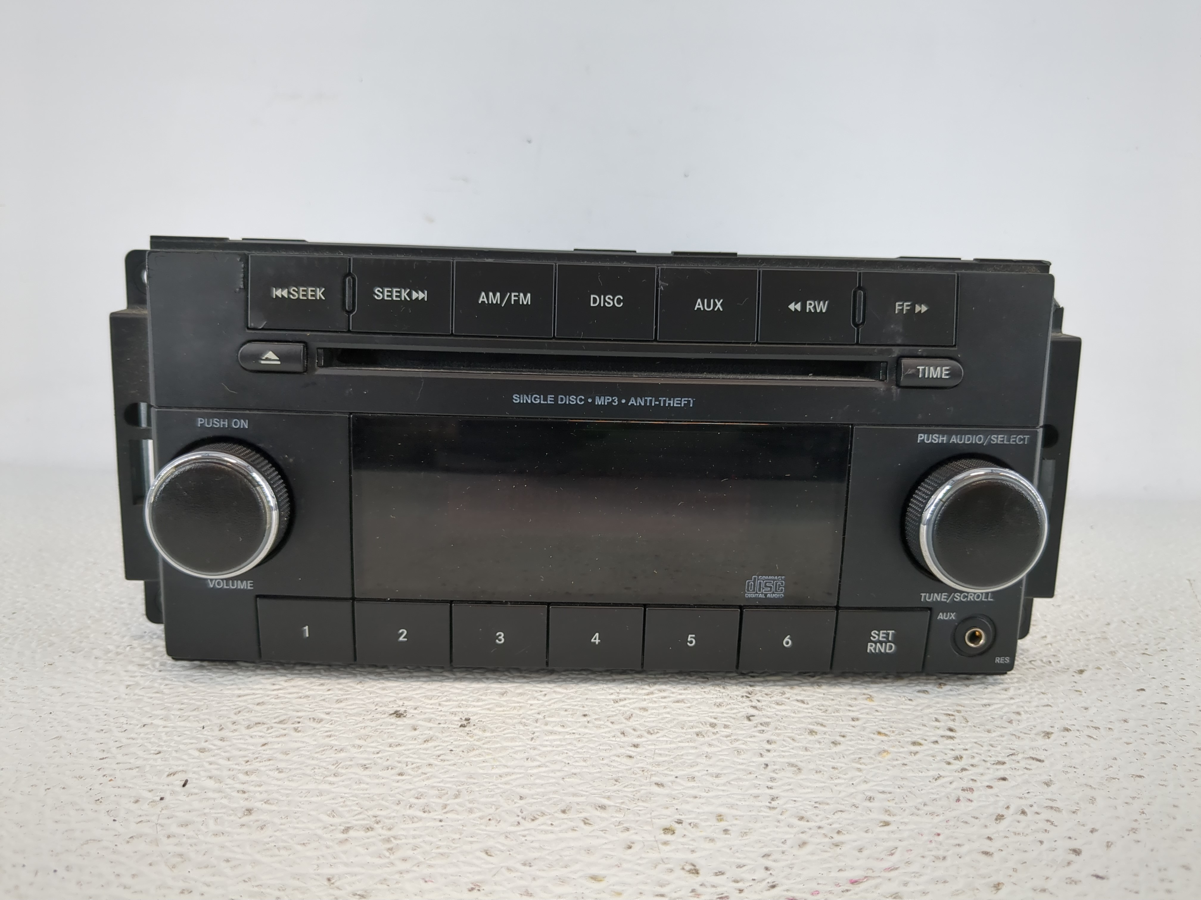Dodge Caravan Am Fm Cd Player Radio Receiver 1140536 - Oemusedautoparts1.com