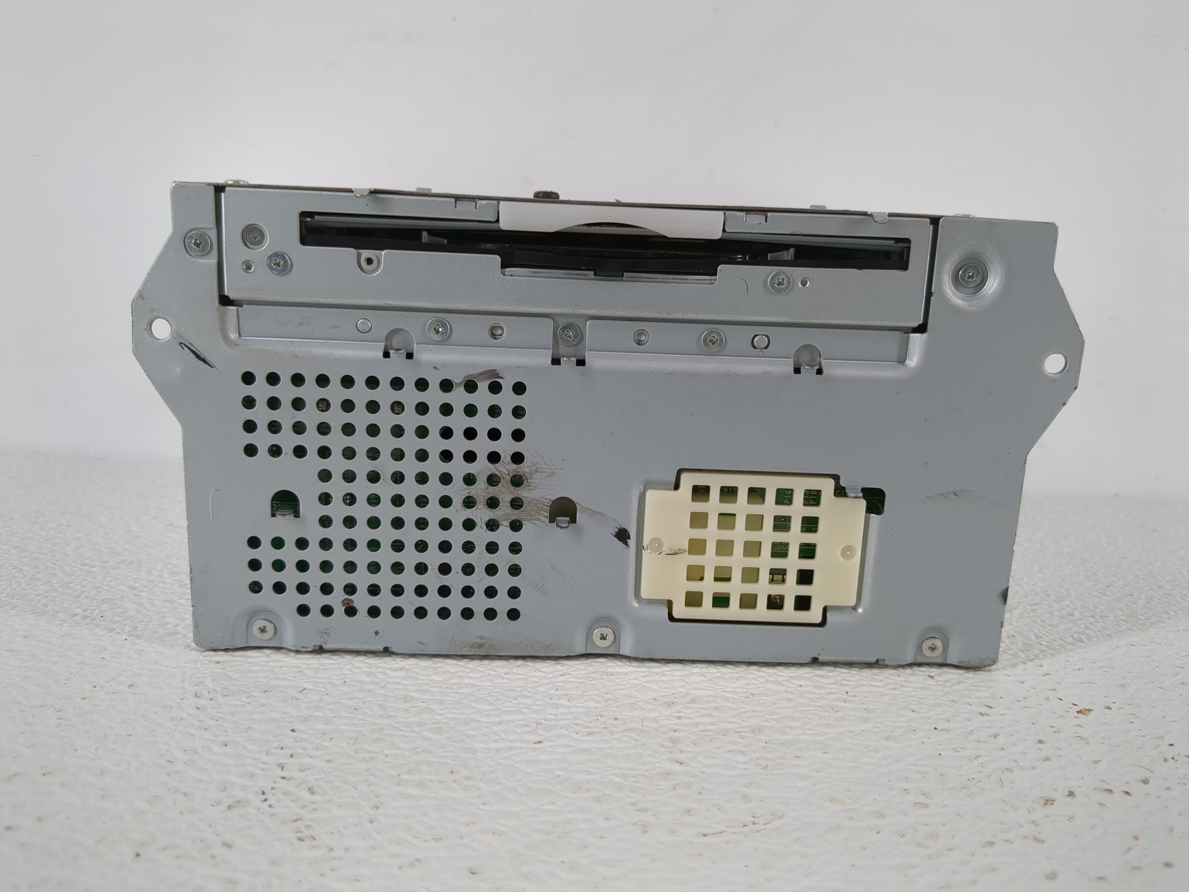 Picture of 2015-2015 Infiniti Qx70 Am Fm Cd Player Radio Receiver 1140588