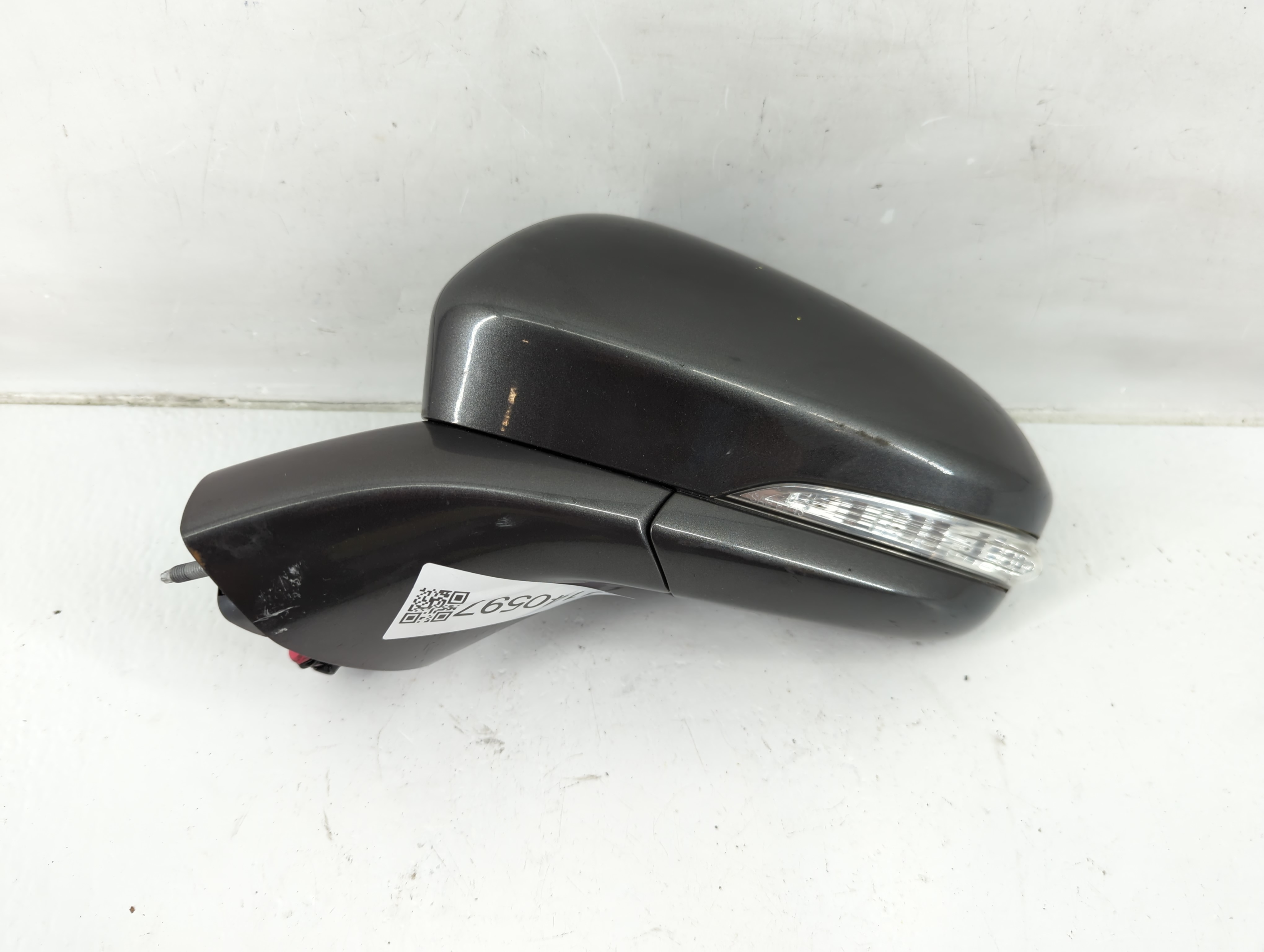 2015-2017 Ford Fusion Driver Left Side View Power Door Mirror Grey 1140597 - Oemusedautoparts1.com