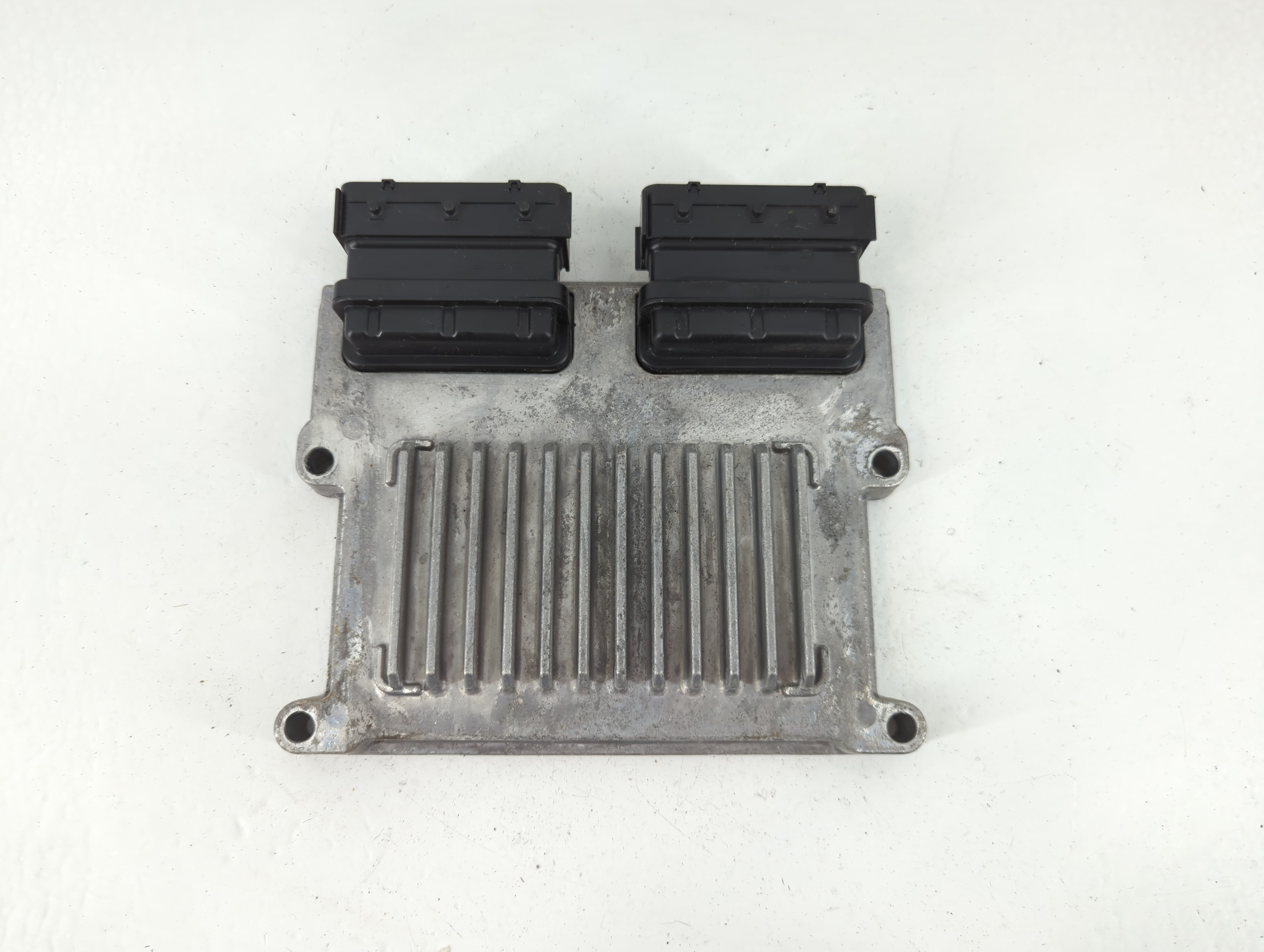 2015-2016 Hyundai Genesis Engine Control Computer Ecu Pcm Ecm Pcu Oem 1140604 - Oemusedautoparts1.com