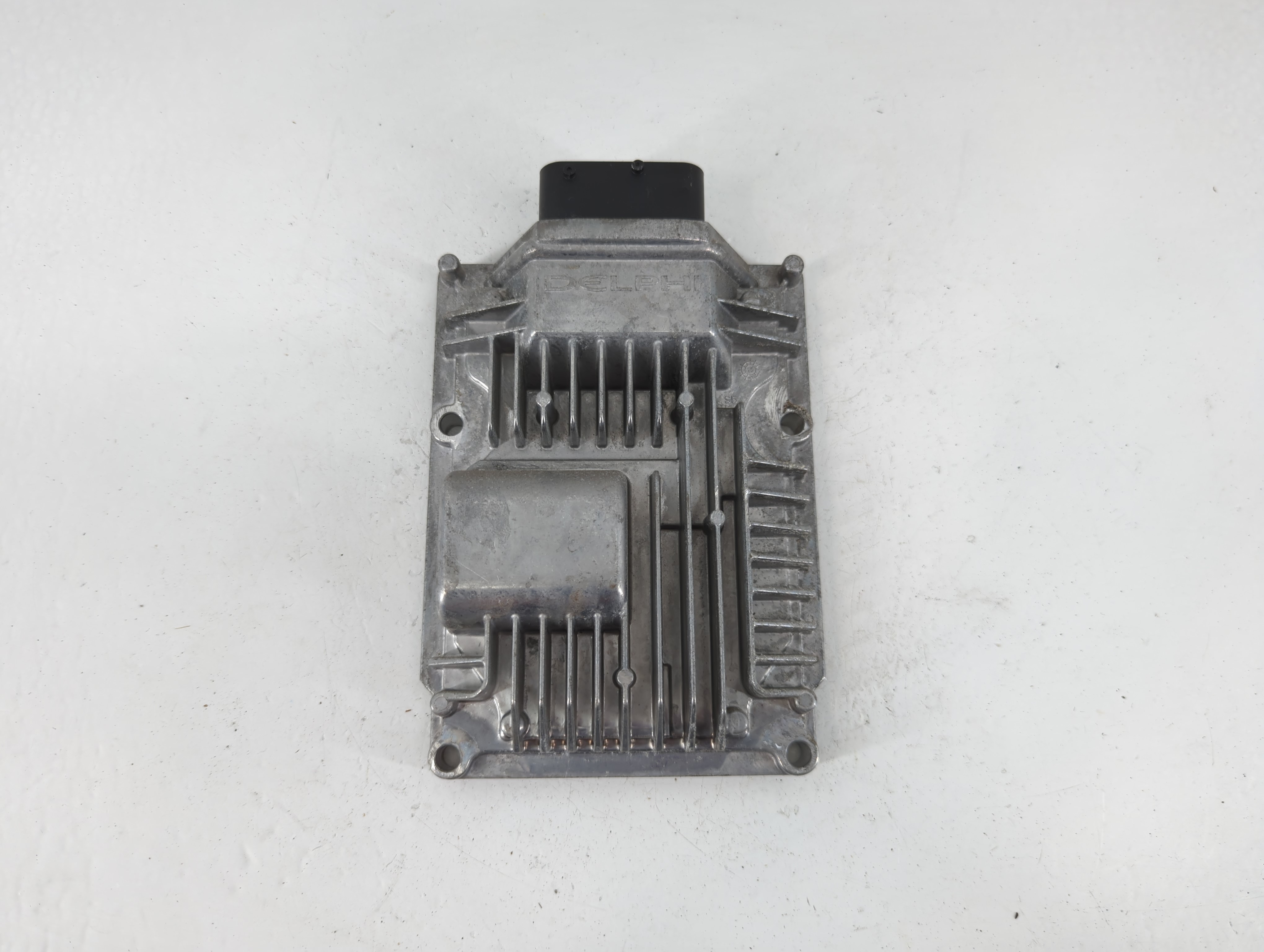 Picture of 2013-2018 Hyundai Santa Fe Engine Control Computer Ecu Pcm Ecm Pcu Oem 1140605