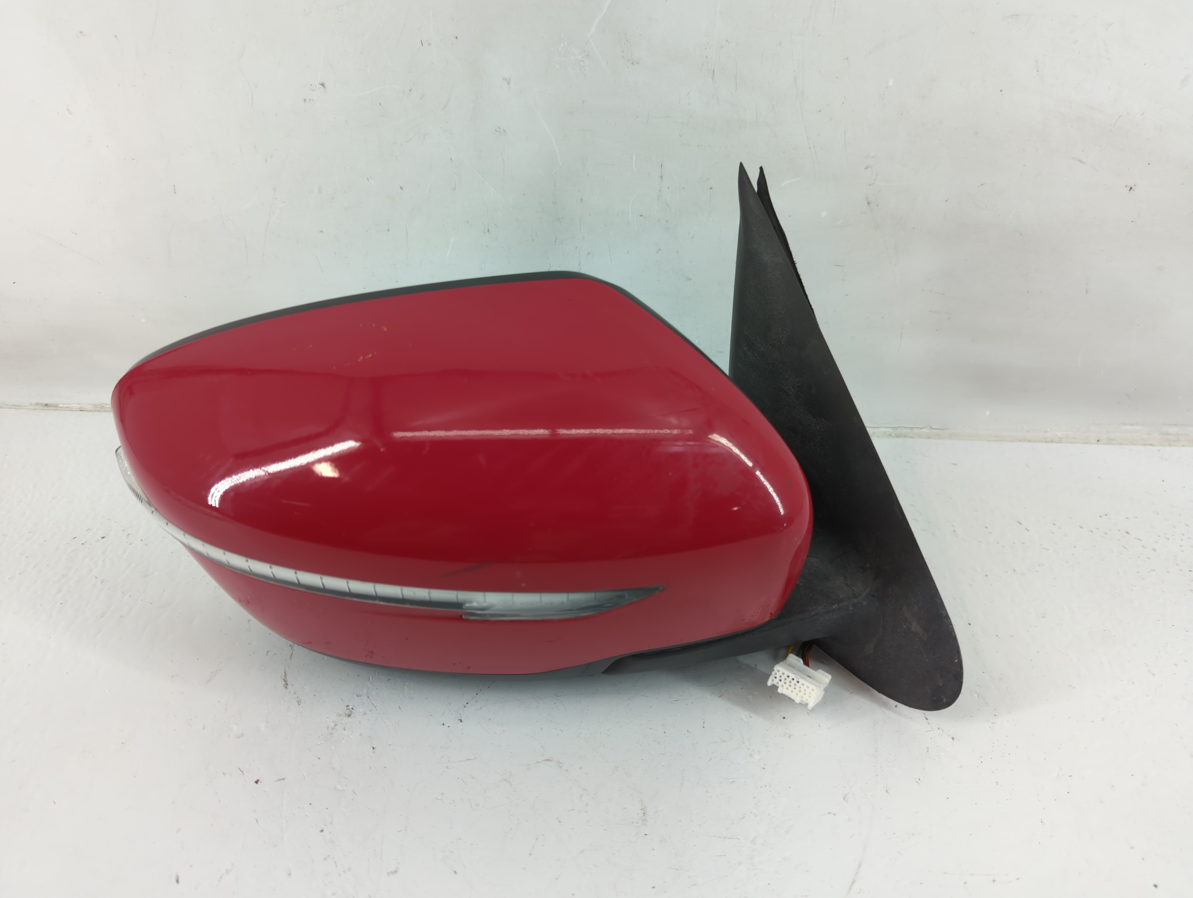 2015-2017 Nissan Juke Passenger Right Side View Power Door Mirror Red 1140626 - Oemusedautoparts1.com