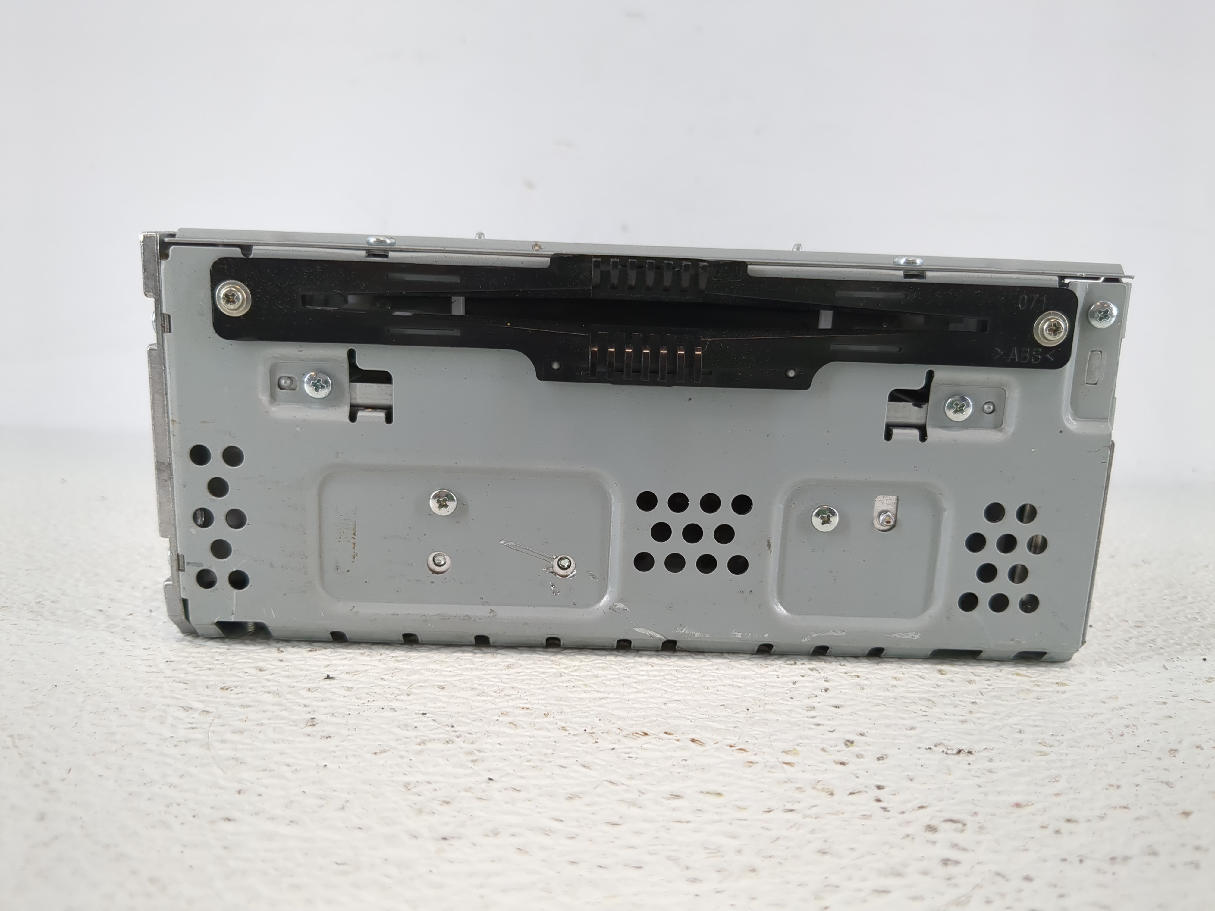 2015-2018 Ford Edge Am Fm Cd Player Radio Receiver 1140638 - Oemusedautoparts1.com