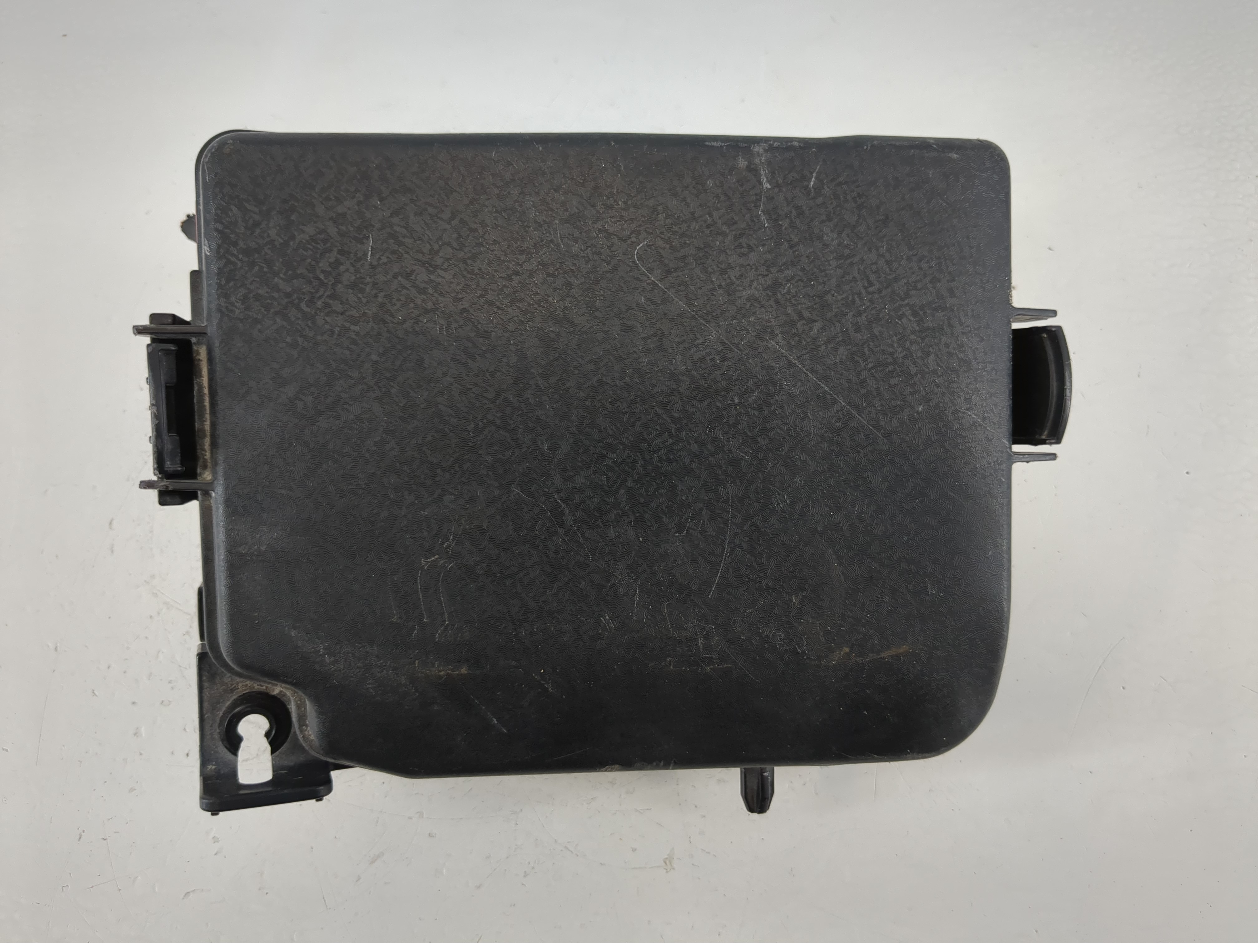 Picture of 2014-2016 Hyundai Elantra Fusebox Fuse Box Relay Module 91266 3x030 1140681