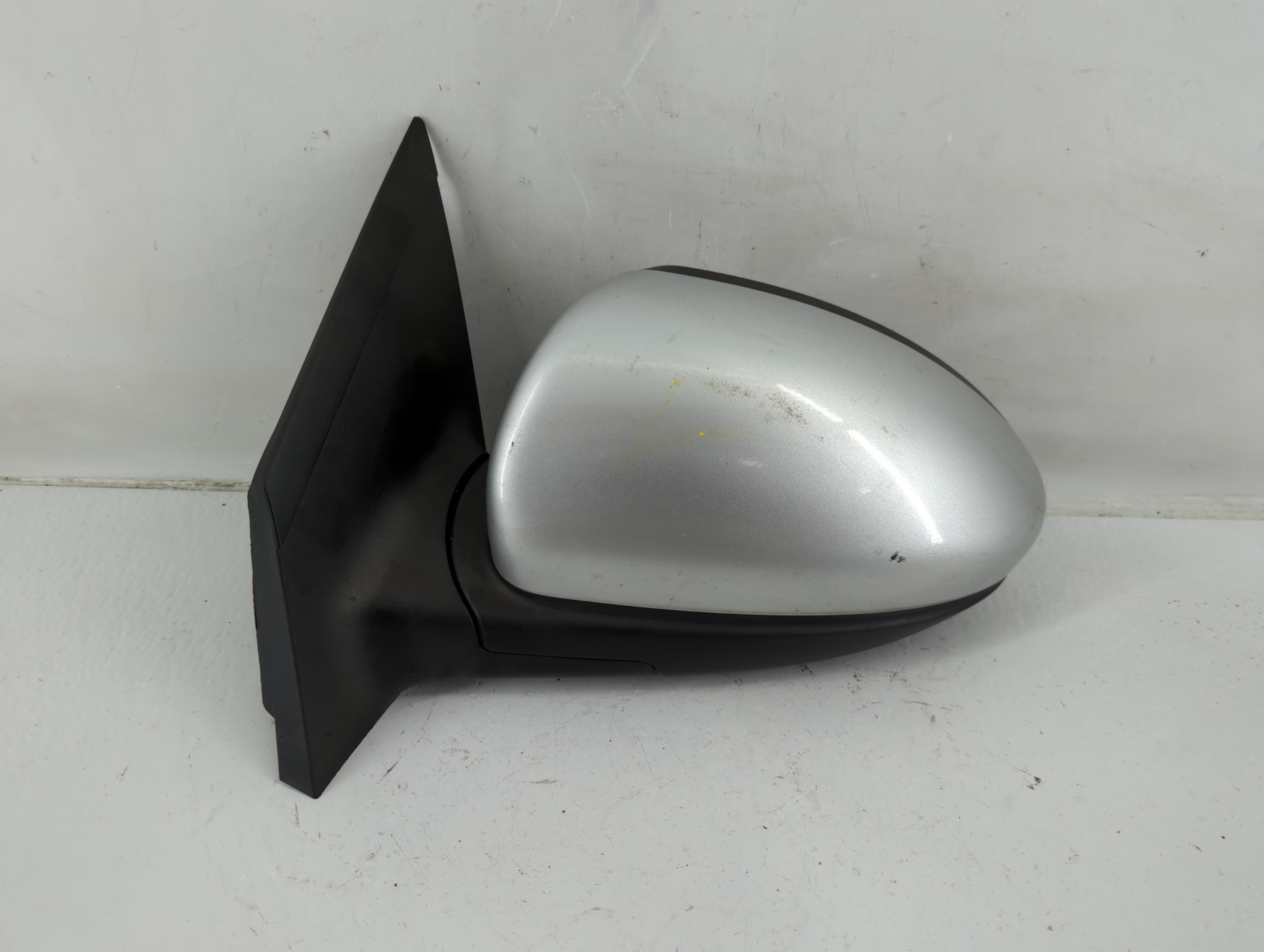 2011-2016 Chevrolet Cruze Driver Left Side View Power Door Mirror Silver 1140708 - Oemusedautoparts1.com