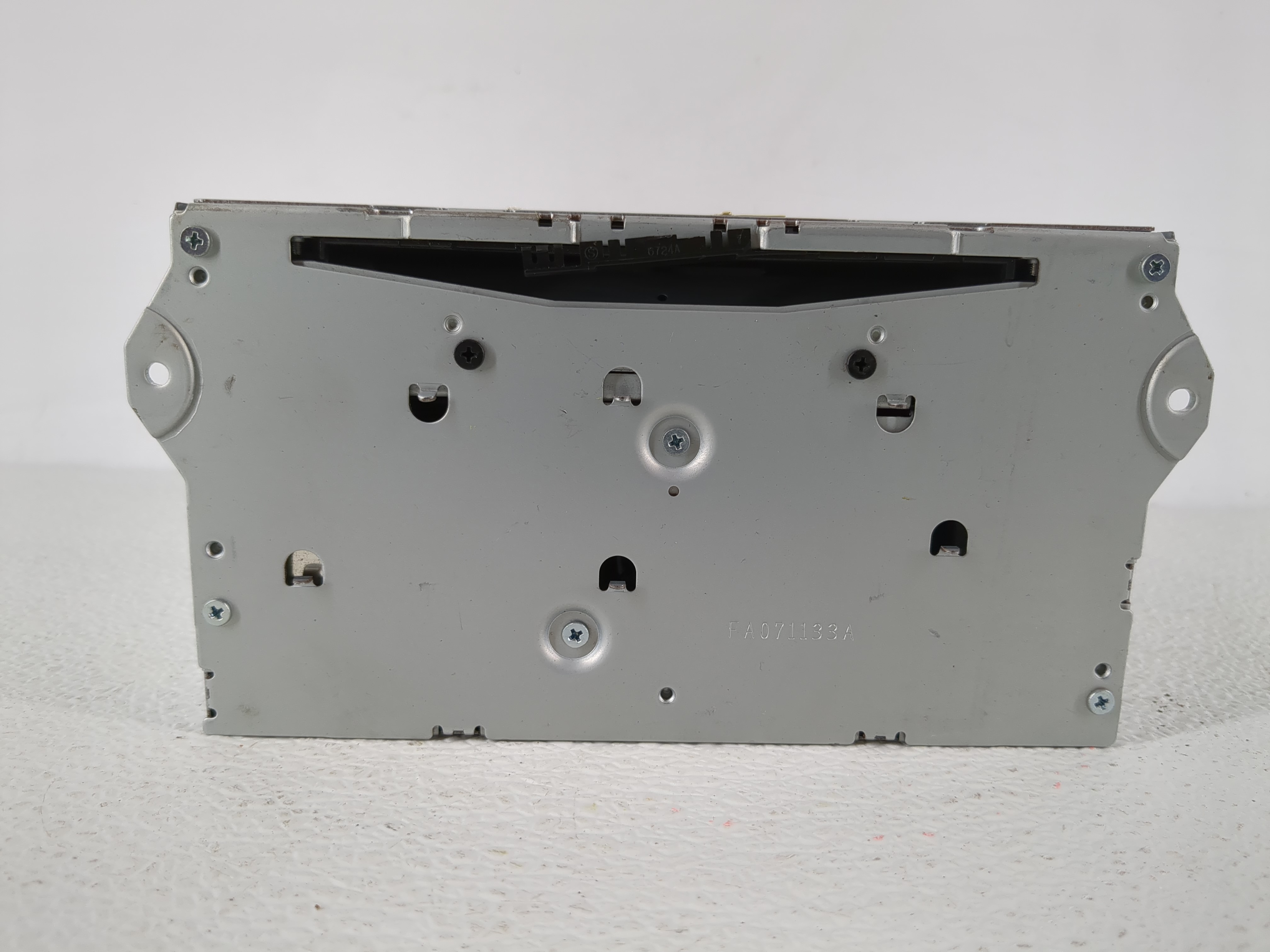 Picture of 2014-2015 Infiniti Q60 Am Fm Cd Player Radio Receiver 1140718
