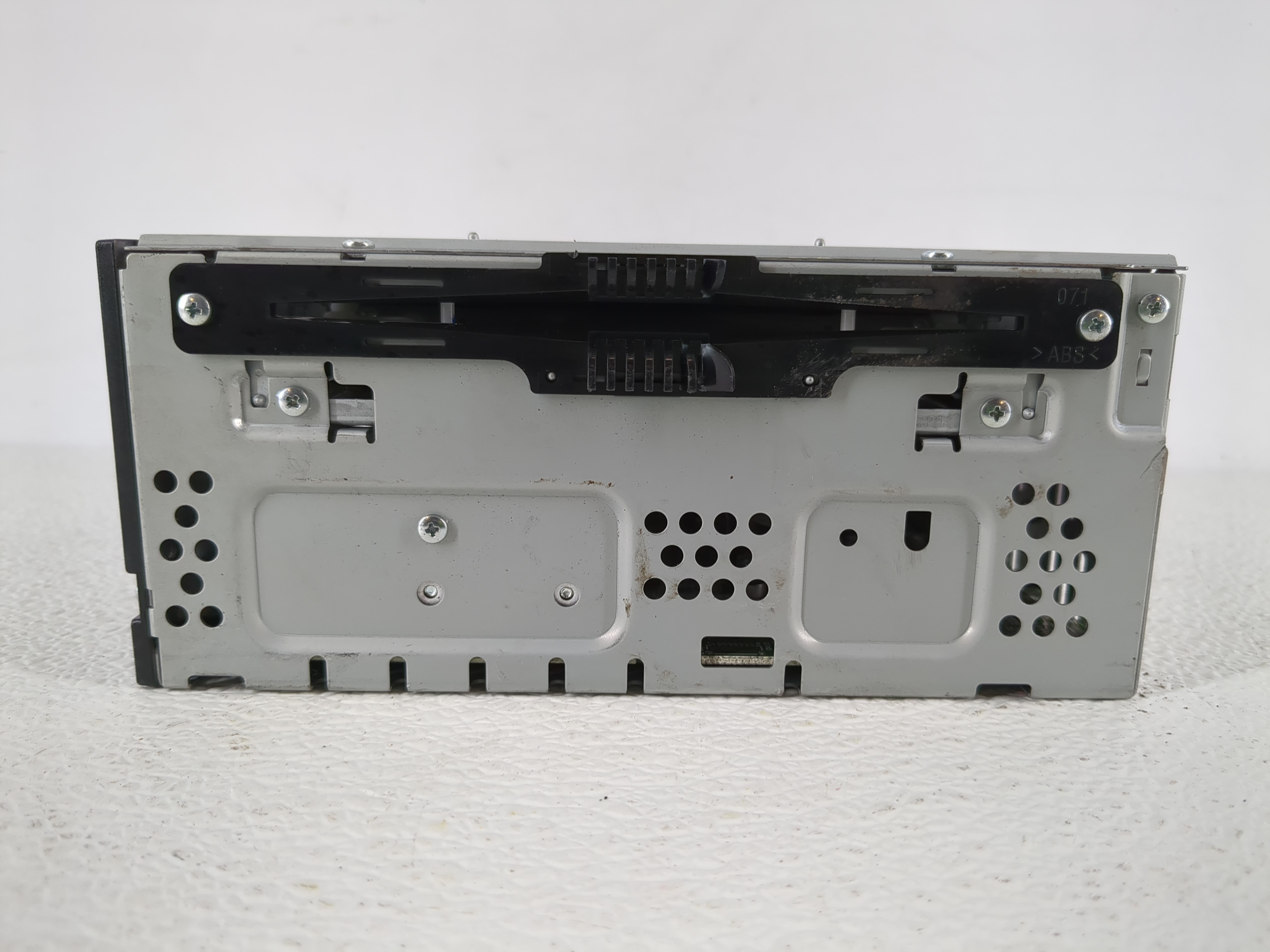 2015-2016 Ford Escape Am Fm Cd Player Radio Receiver 1140720 - Oemusedautoparts1.com