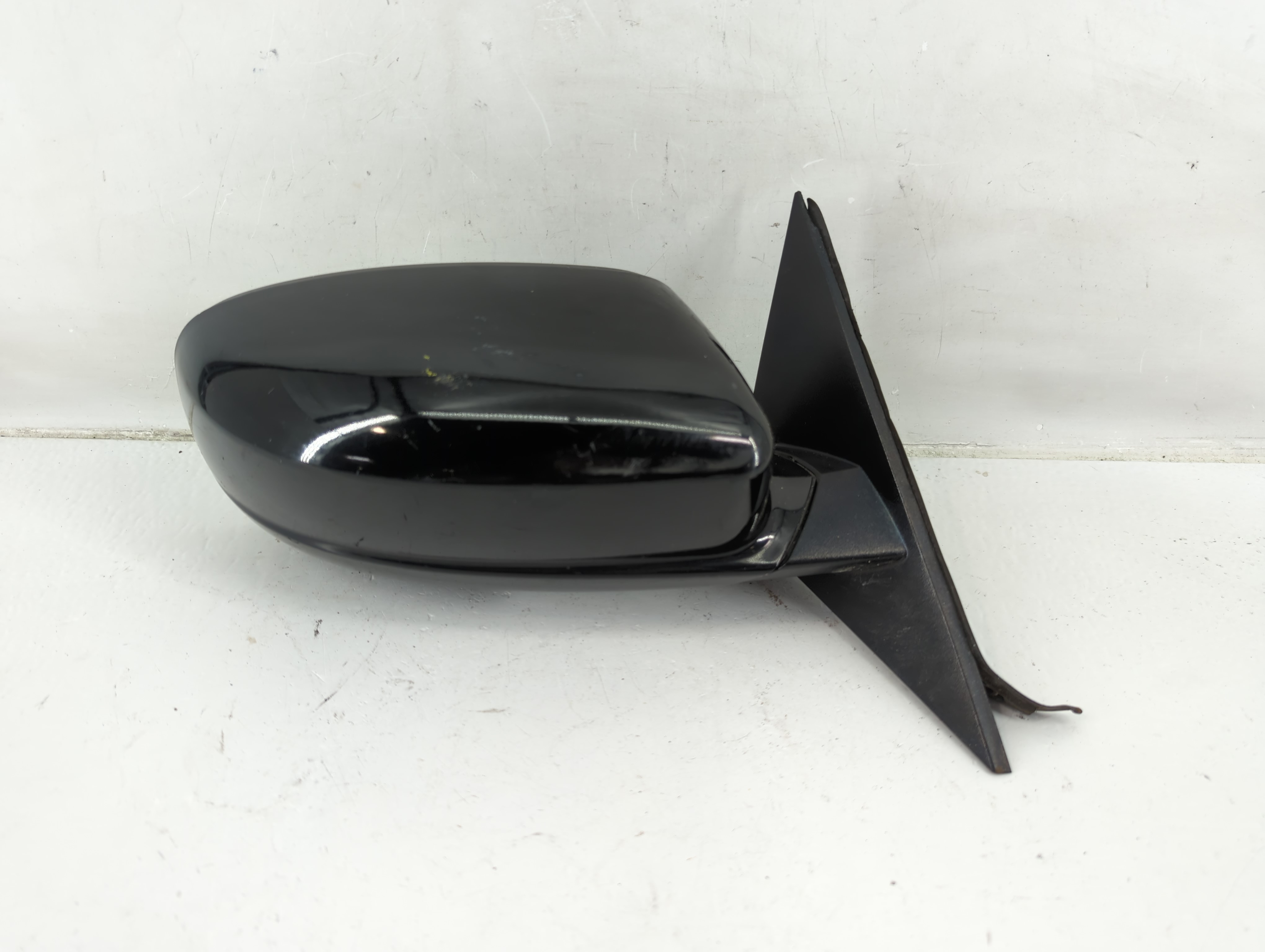 2011-2014 Chrysler 300 Passenger Right Side View Power Door Mirror Black 1140781 - Oemusedautoparts1.com